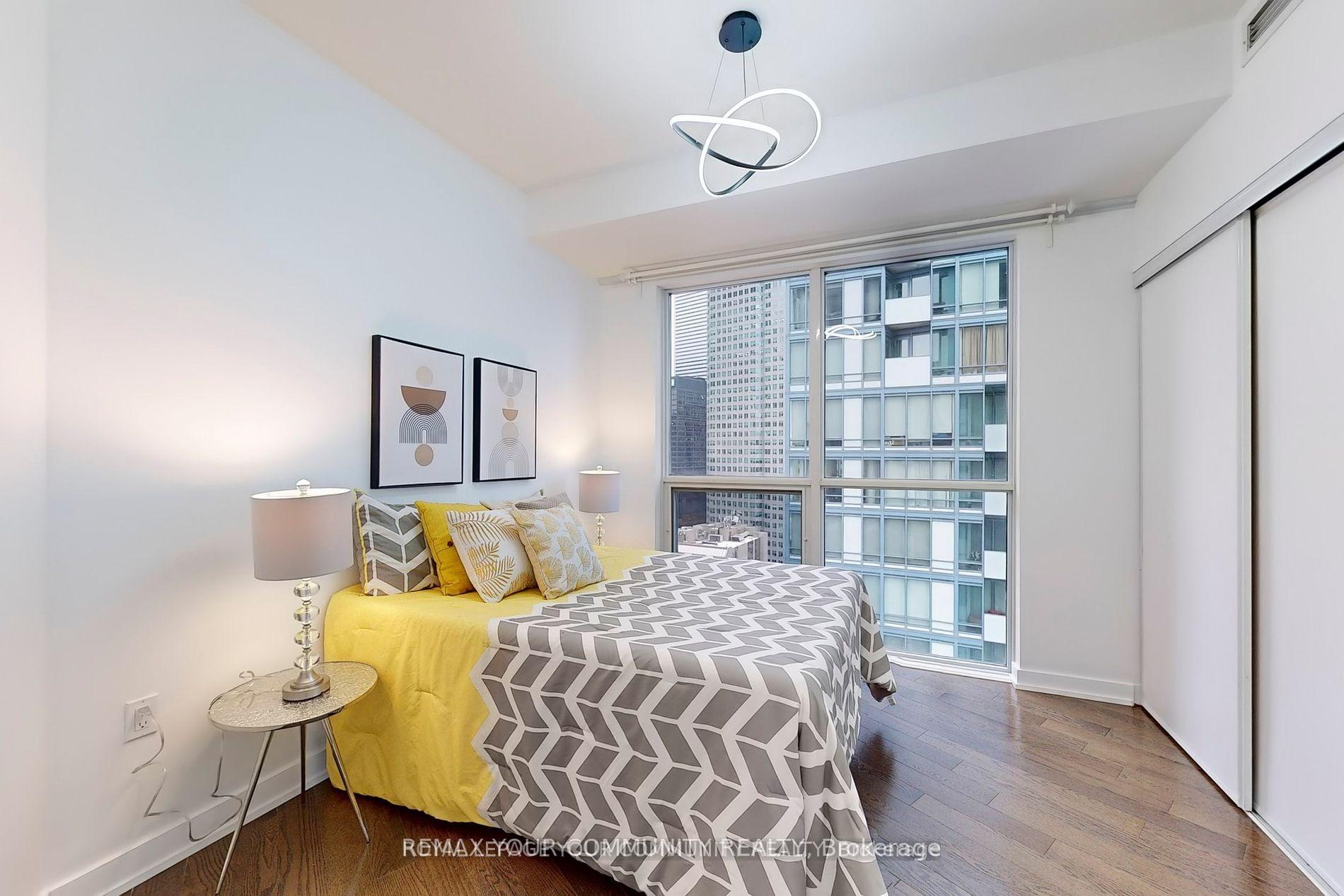 Photo 16 of Unit 2804, 1 The Esplanade, Toronto, Waterfront Communities — HOMEH