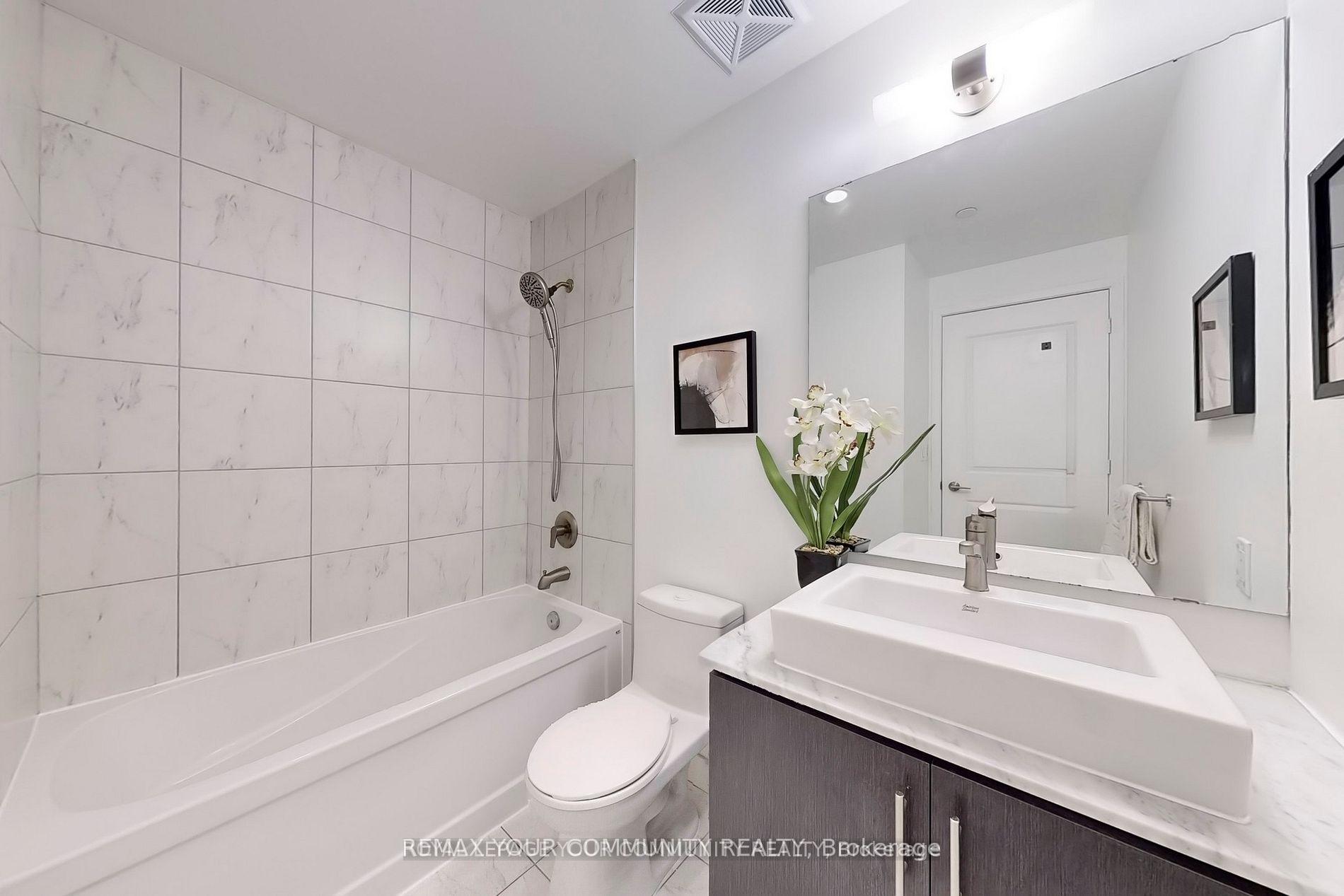 Photo 17 of Unit 2804, 1 The Esplanade, Toronto, Waterfront Communities — HOMEH