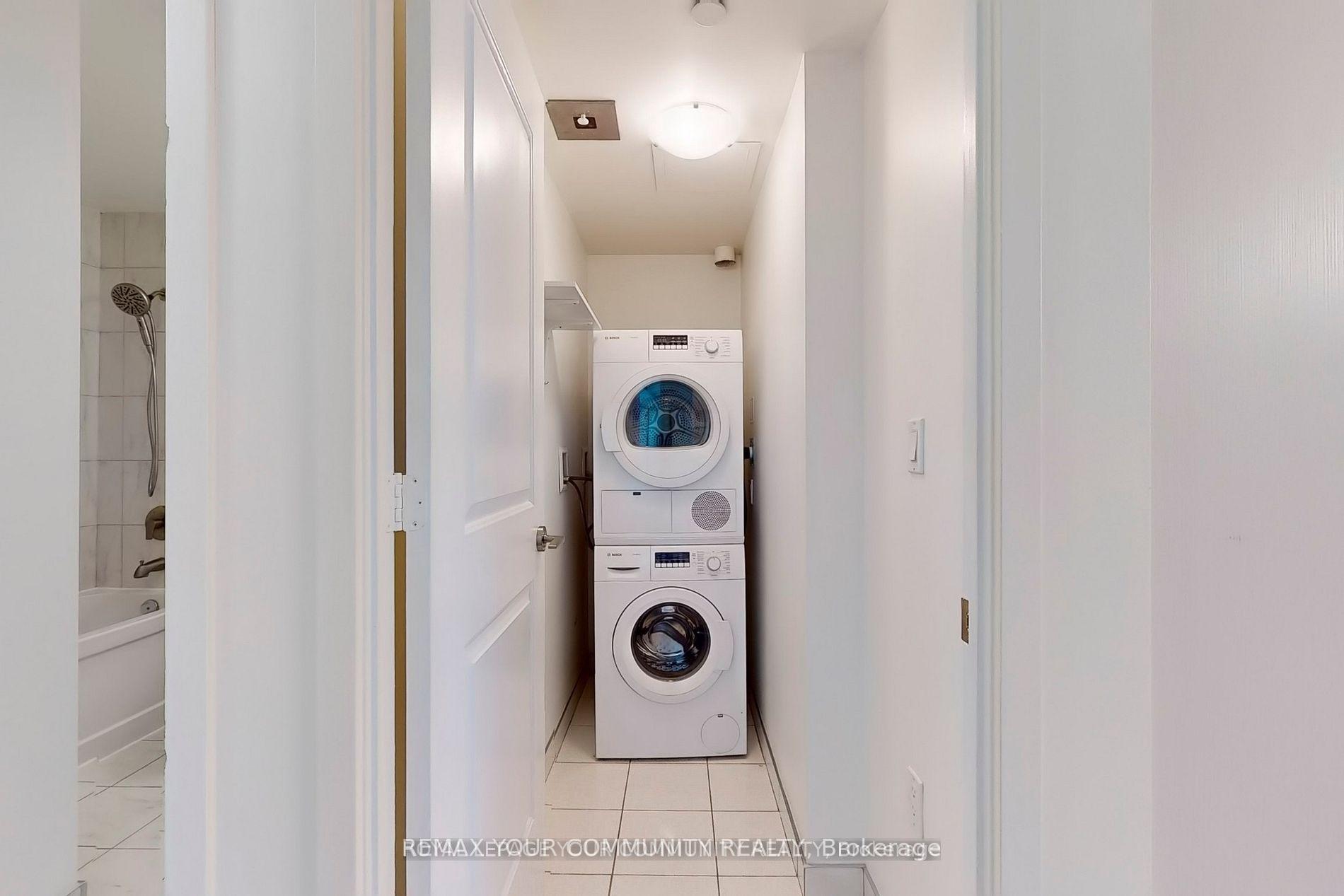 Photo 18 of Unit 2804, 1 The Esplanade, Toronto, Waterfront Communities — HOMEH