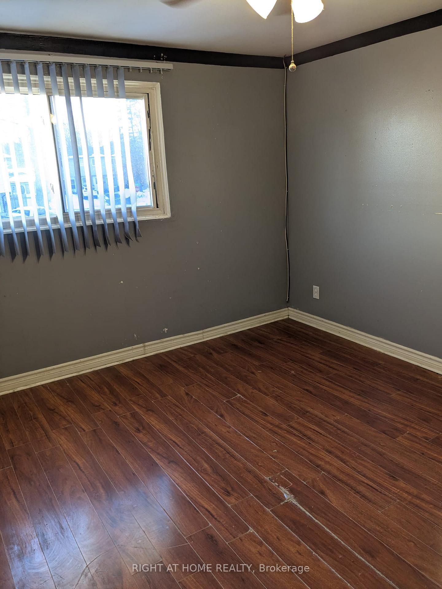 Photo 4 of Unit 12, 529 Parkview Crescent, Cambridge, Preston North — HOMEH