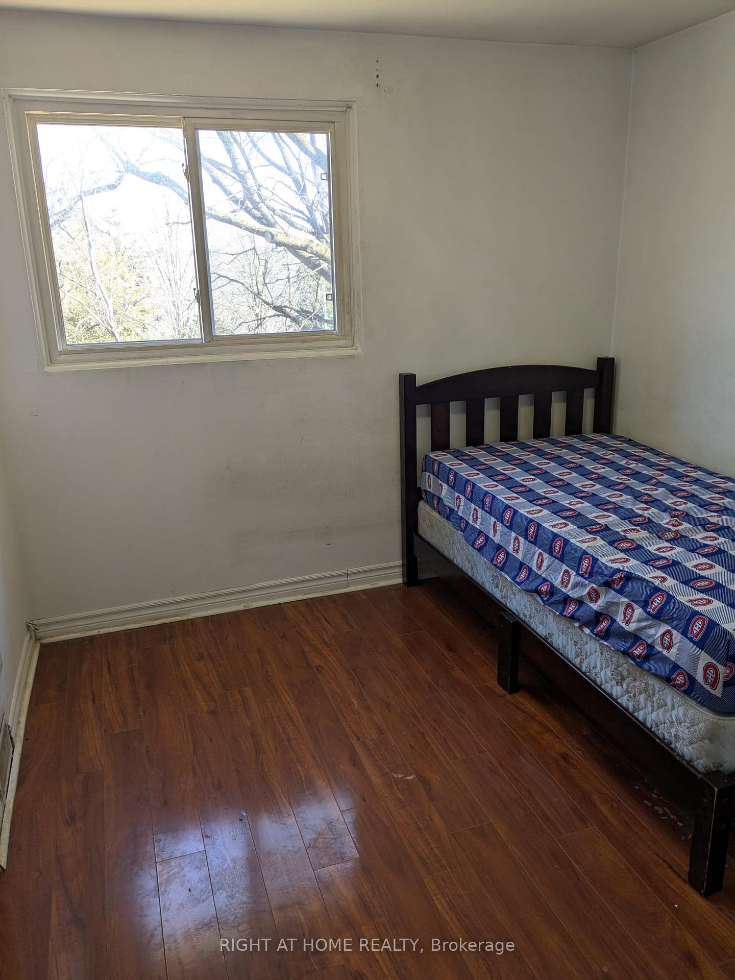 Photo 6 of Unit 12, 529 Parkview Crescent, Cambridge, Preston North — HOMEH