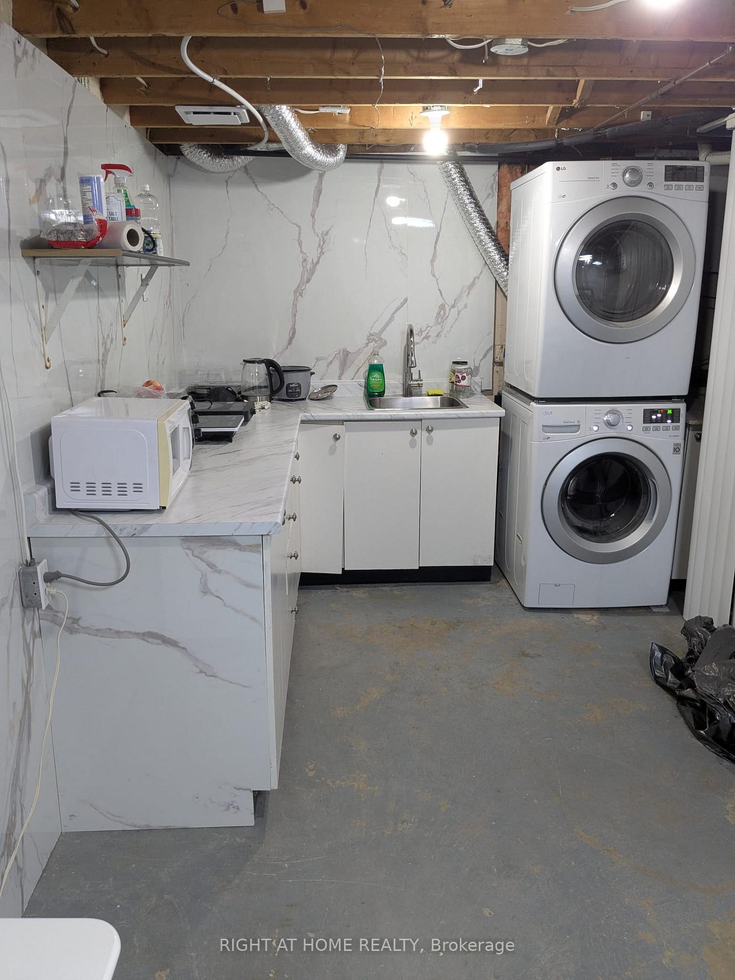 Photo 10 of Unit 12, 529 Parkview Crescent, Cambridge, Preston North — HOMEH