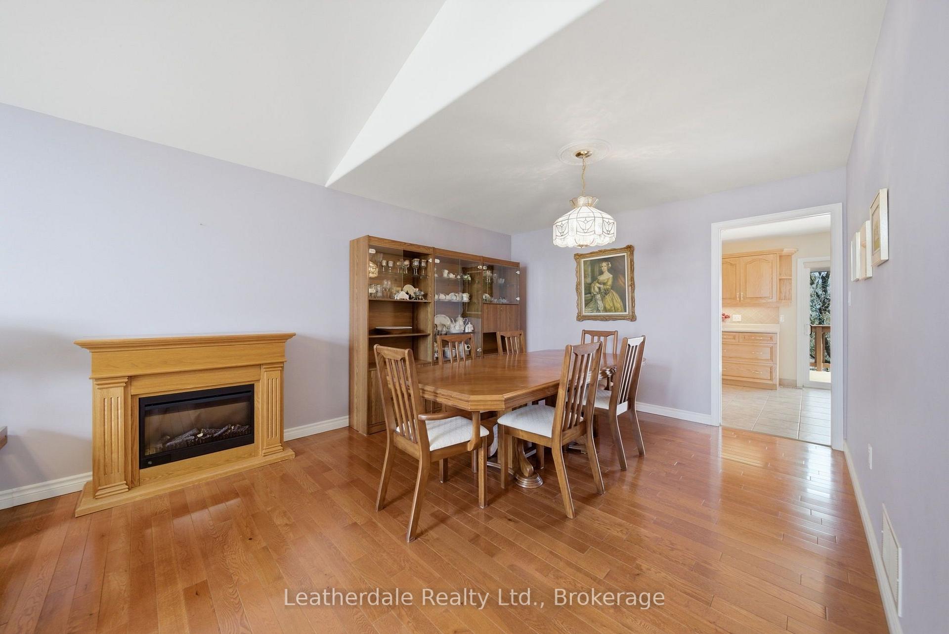 Photo 7 of 3 Rosemary Road, Orillia — HOMEH