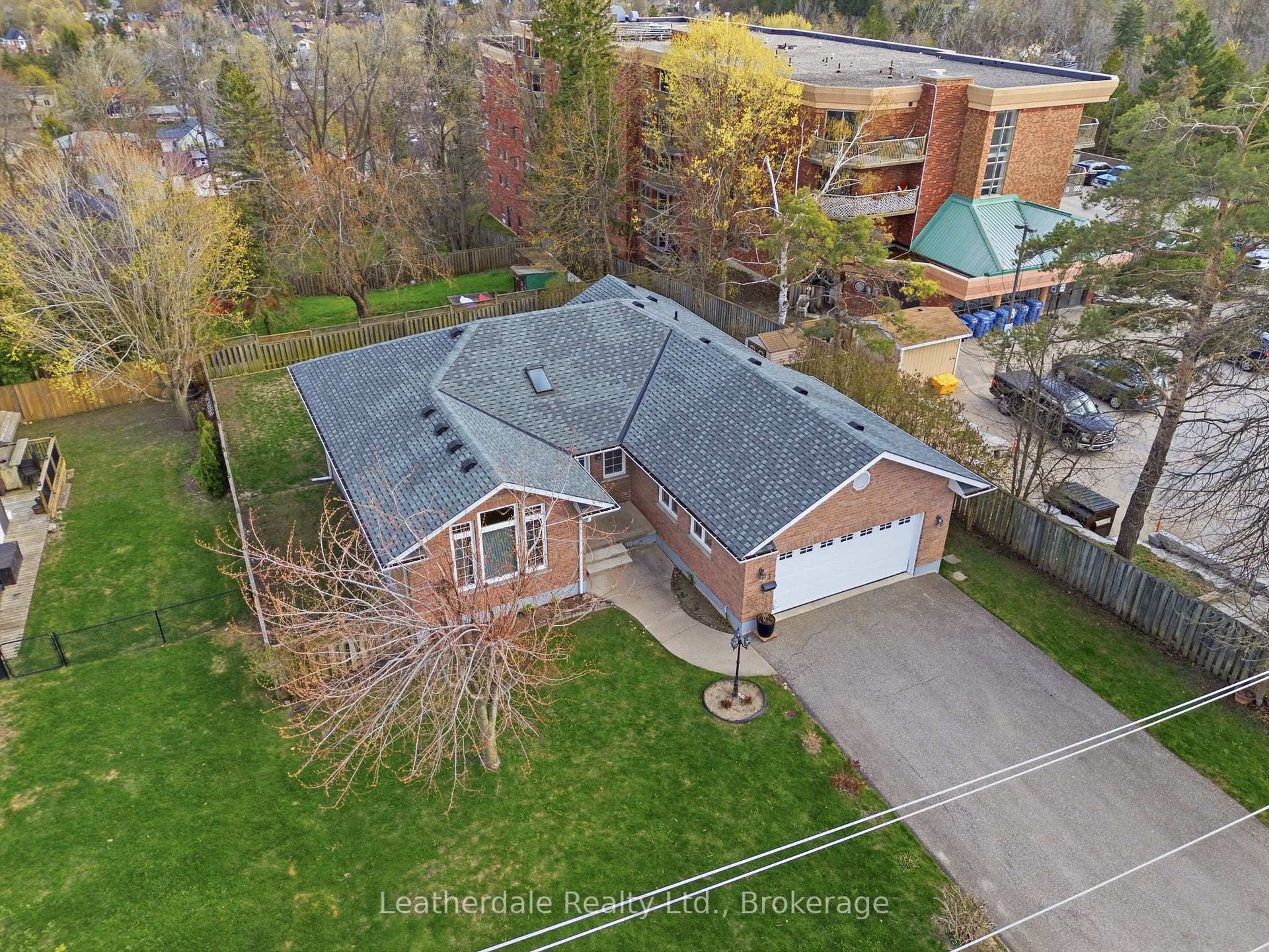 Photo 30 of 3 Rosemary Road, Orillia — HOMEH