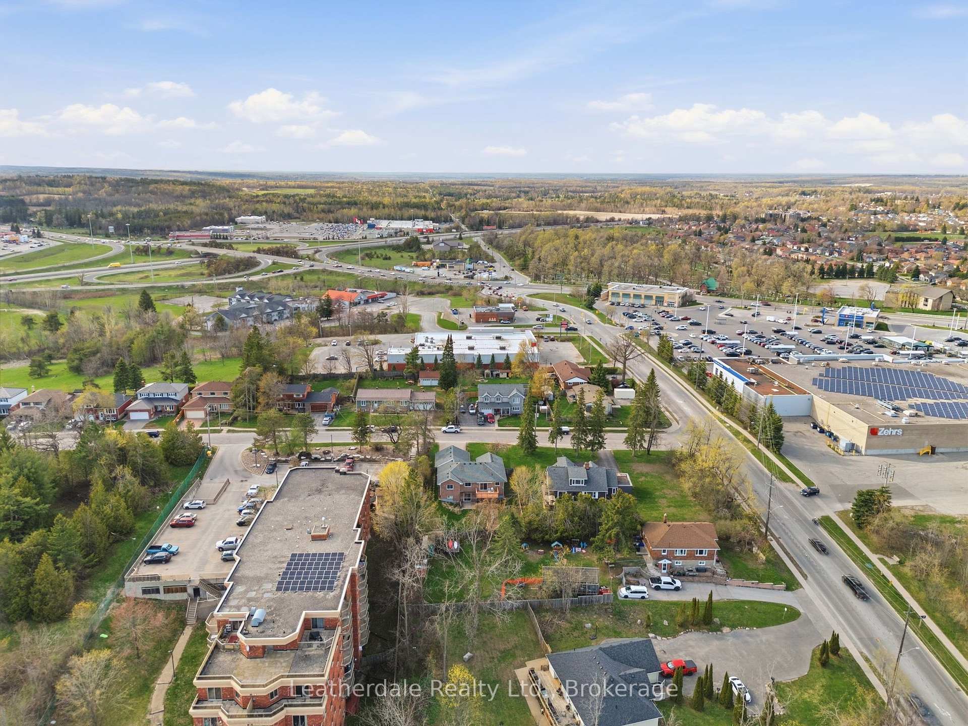 Photo 32 of 3 Rosemary Road, Orillia — HOMEH
