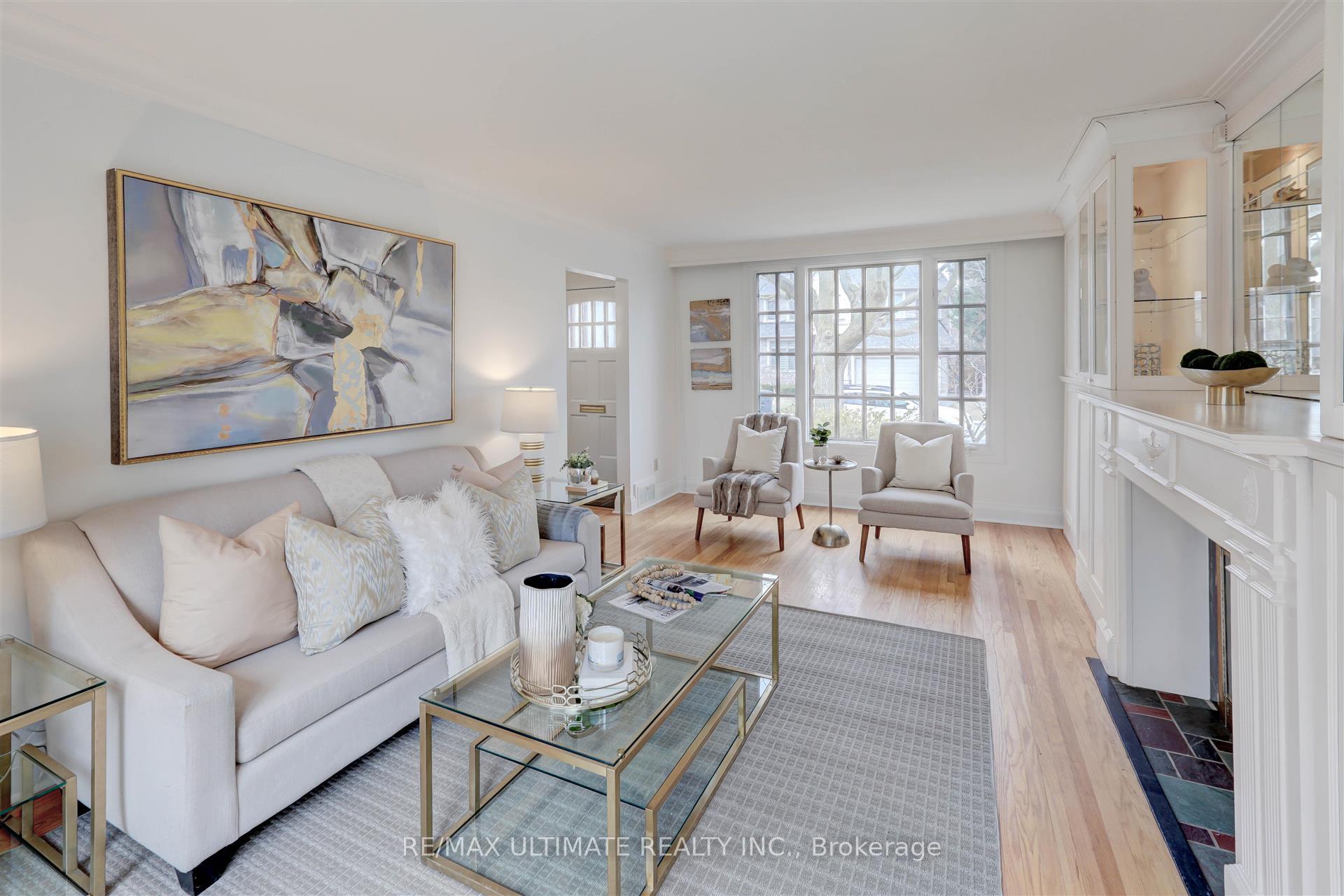 Photo 4 of 12 Tregellis Road, North York, Lansing-Westgate — HOMEH