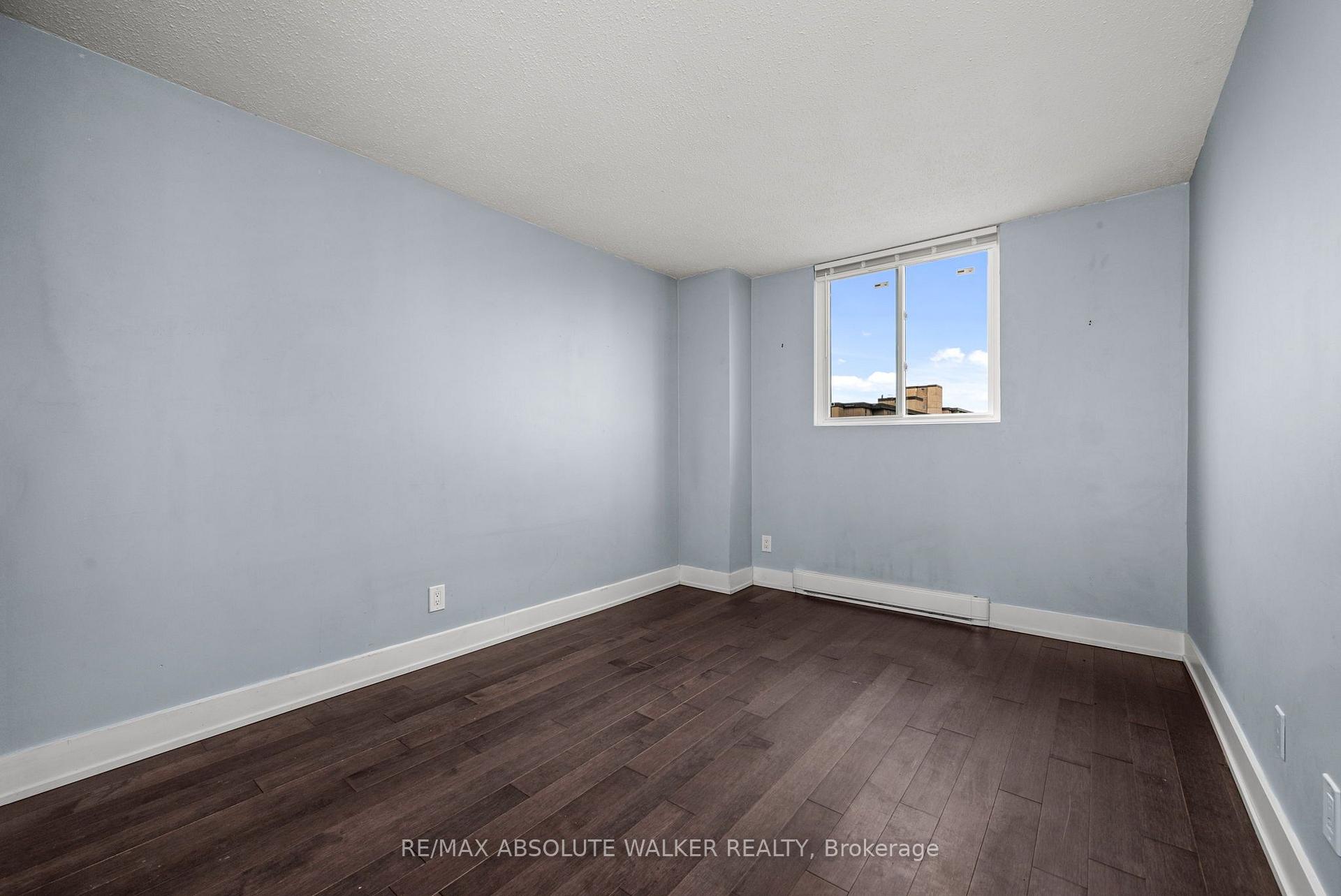 Photo 15 of Unit 902, 154 Nelson Street, Ottawa, Lower Town — HOMEH