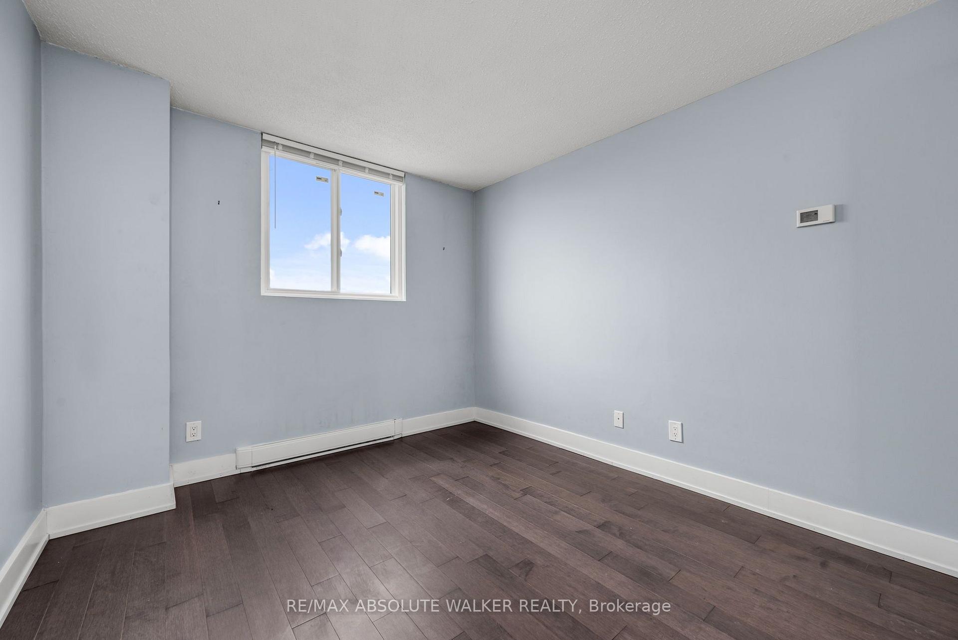 Photo 16 of Unit 902, 154 Nelson Street, Ottawa, Lower Town — HOMEH