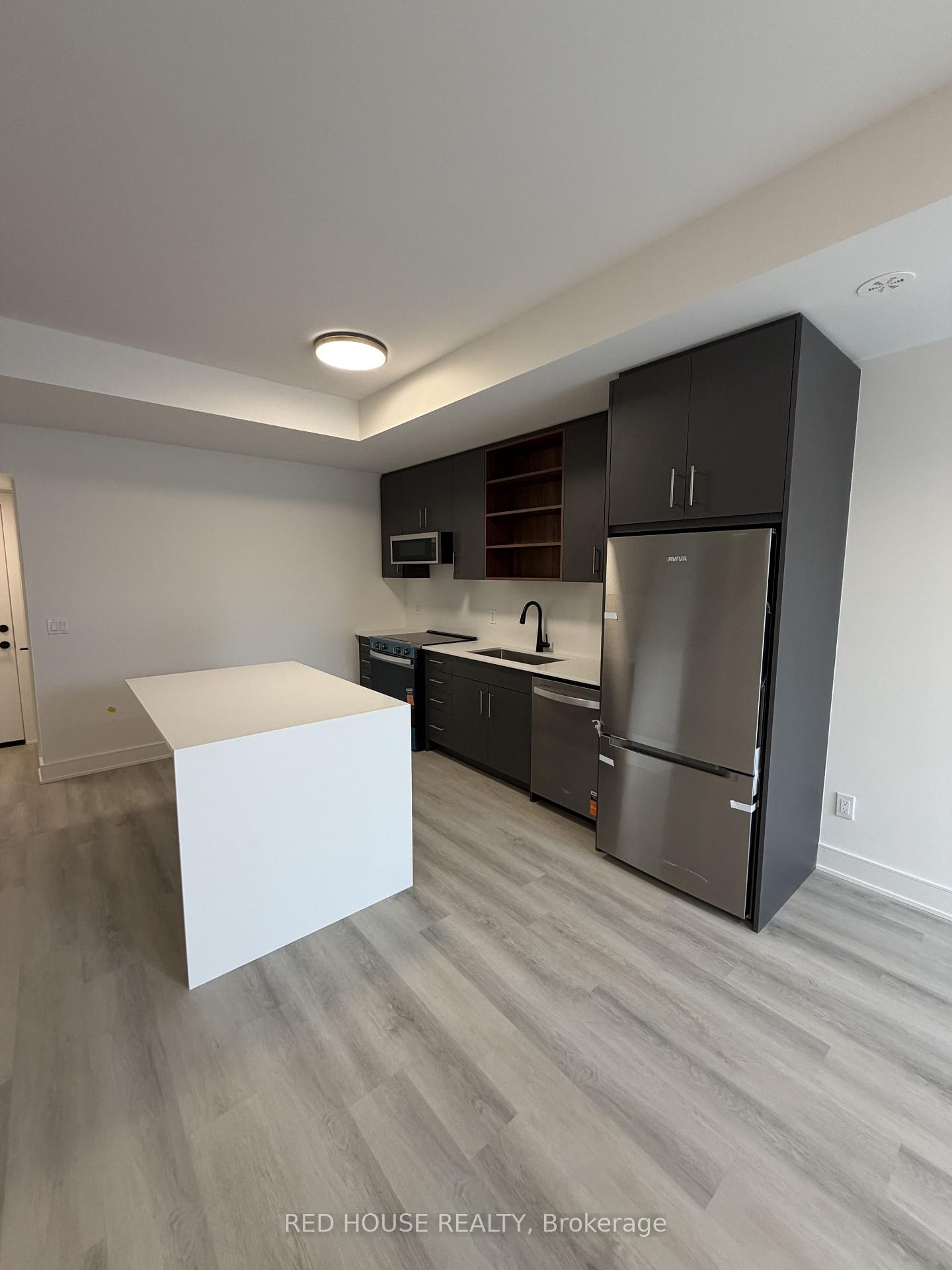 Photo 5 of 282 Ellis Avenue, St. Catharines, Oakdale — HOMEH