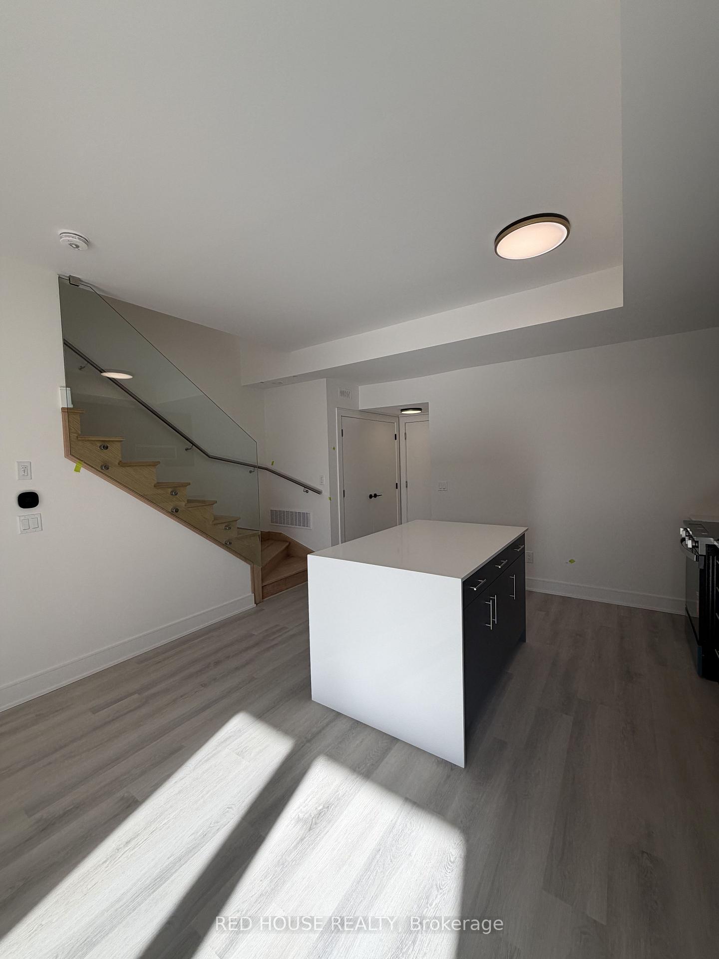 Photo 7 of 282 Ellis Avenue, St. Catharines, Oakdale — HOMEH