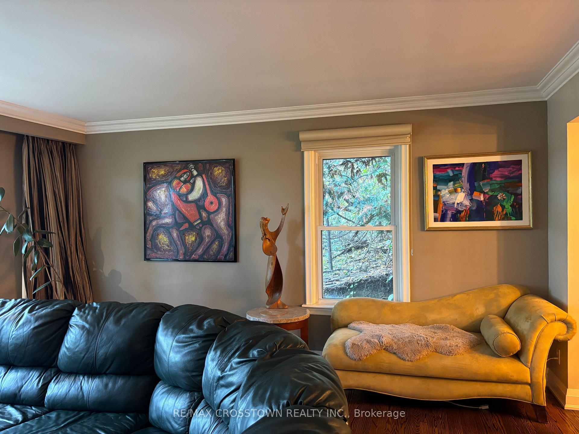 Photo 8 of 52 Rodney Street, Barrie, North Shore — HOMEH