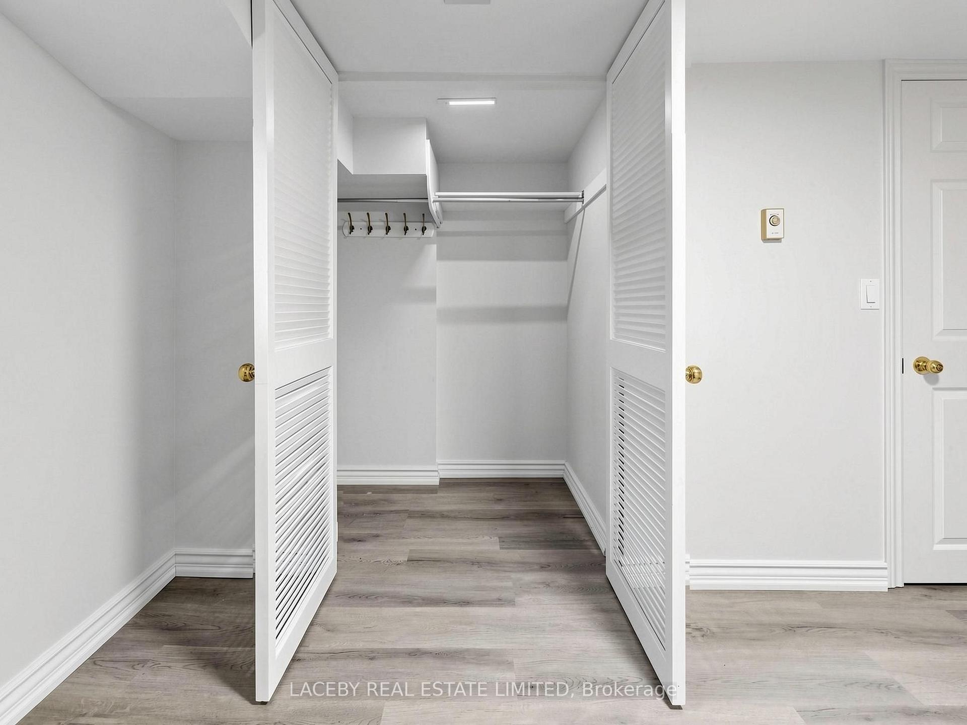 Photo 10 of Unit D, 2163 King Road, King, King City — HOMEH