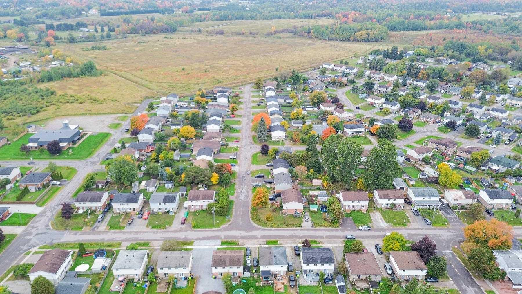 Photo 7 of 35 Broadview Drive, Sault Ste Marie, Ward 5 — HOMEH
