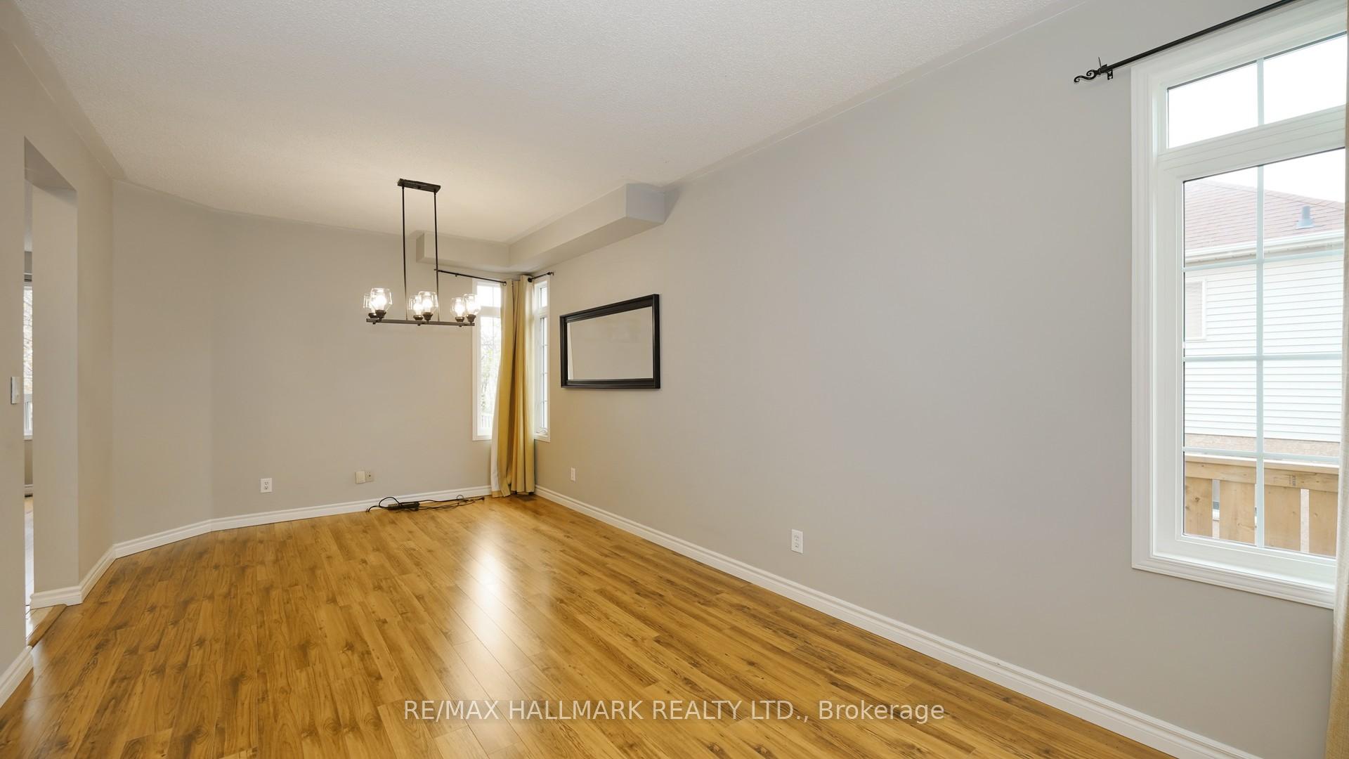Photo 7 of Unit Upper, 1035 Beatrice Street E, Oshawa, Pinecrest — HOMEH