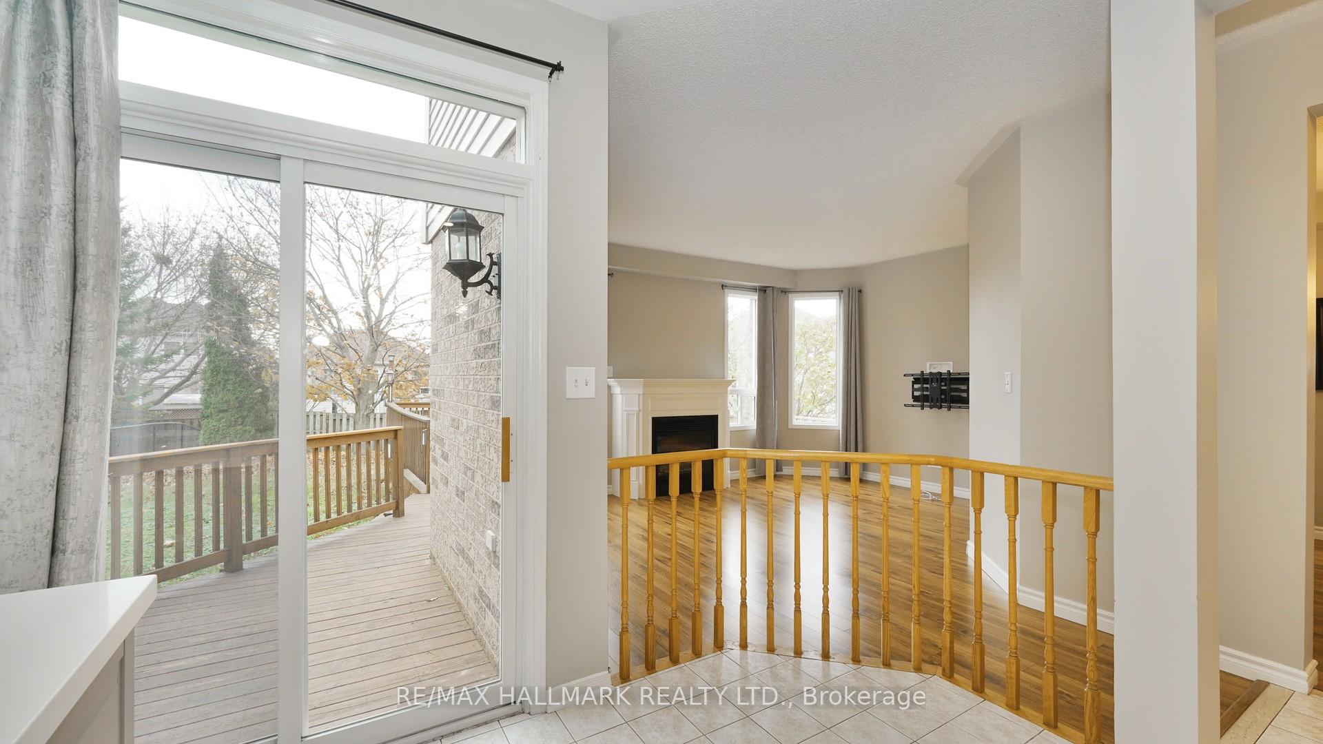 Photo 18 of Unit Upper, 1035 Beatrice Street E, Oshawa, Pinecrest — HOMEH