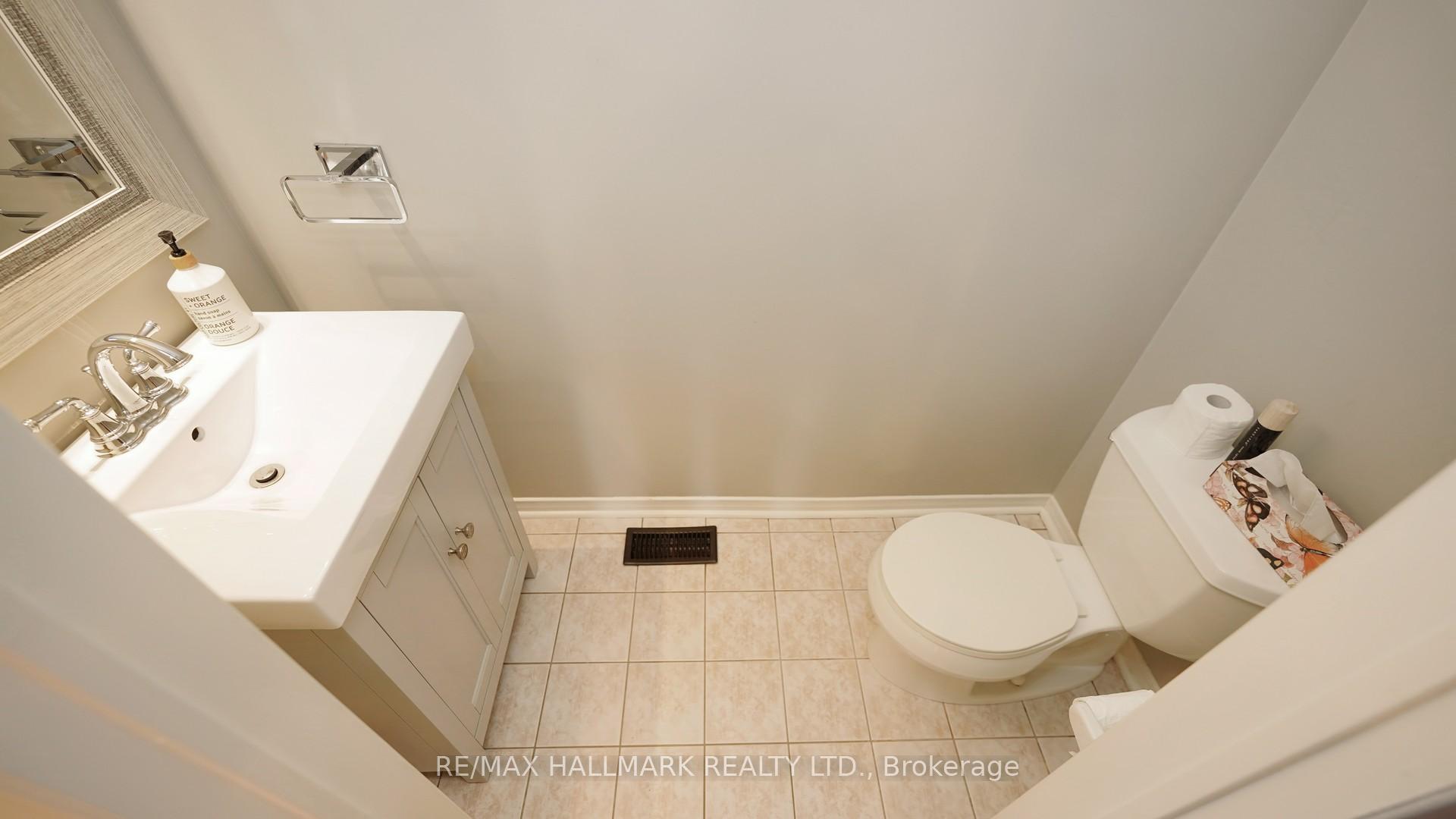 Photo 20 of Unit Upper, 1035 Beatrice Street E, Oshawa, Pinecrest — HOMEH