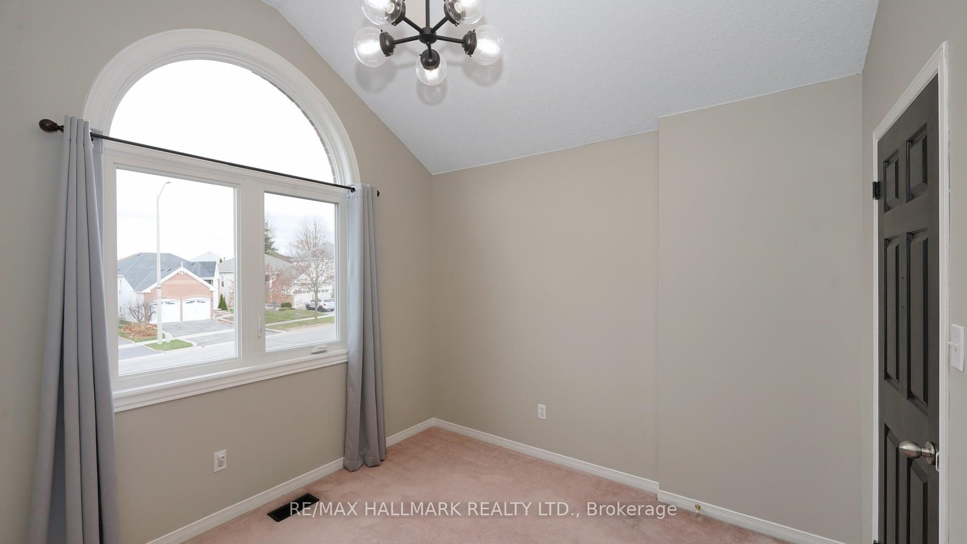 Photo 30 of Unit Upper, 1035 Beatrice Street E, Oshawa, Pinecrest — HOMEH