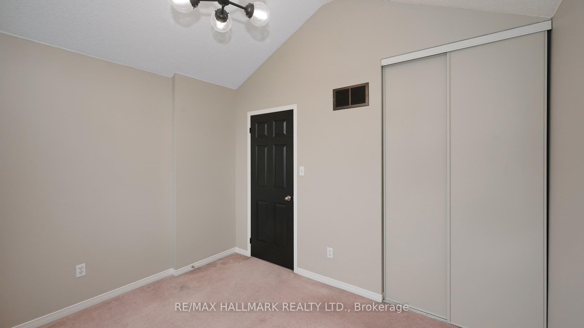 Photo 31 of Unit Upper, 1035 Beatrice Street E, Oshawa, Pinecrest — HOMEH