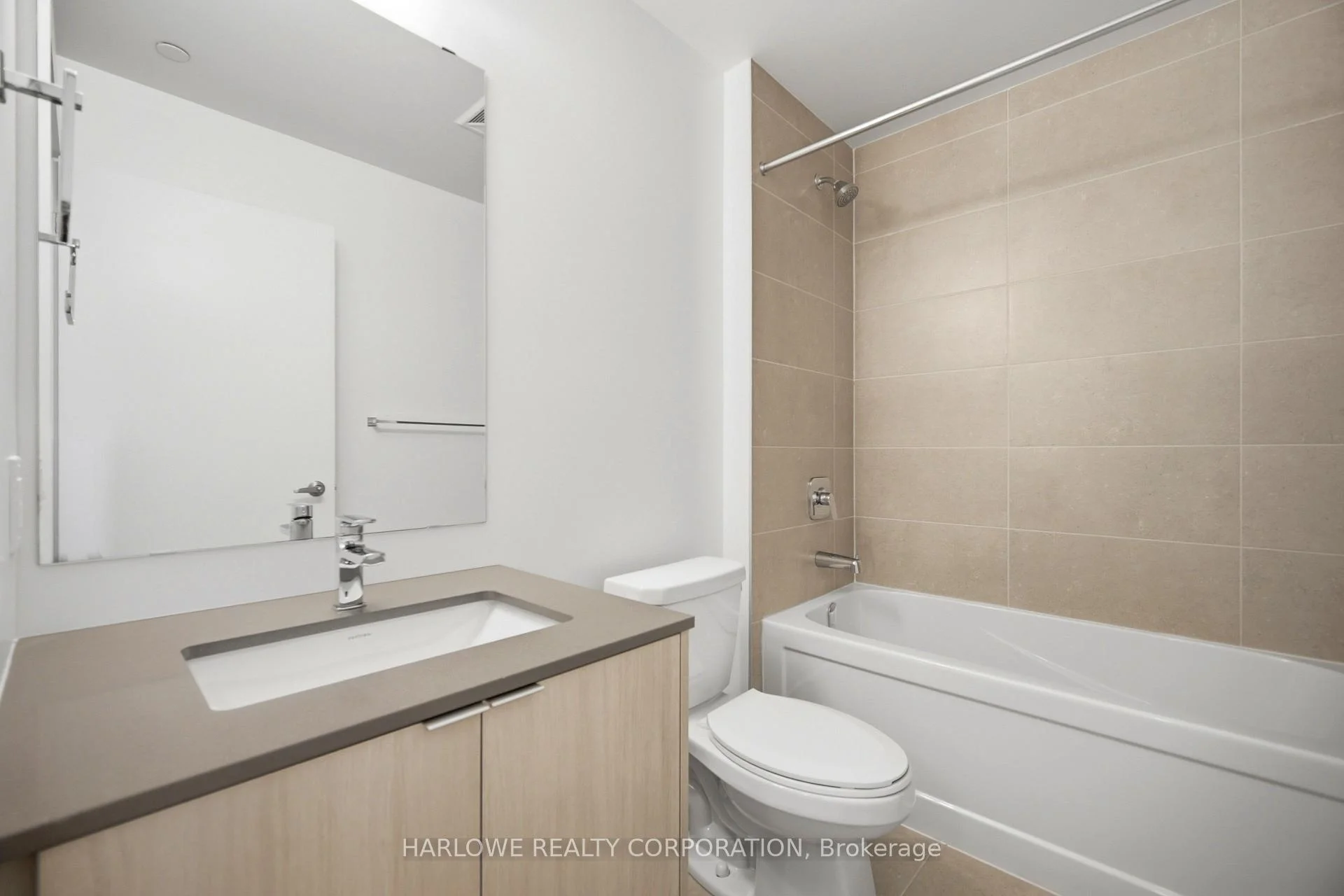 Photo 12 of Unit 307, 2088 James Street, Burlington, Brant — HOMEH