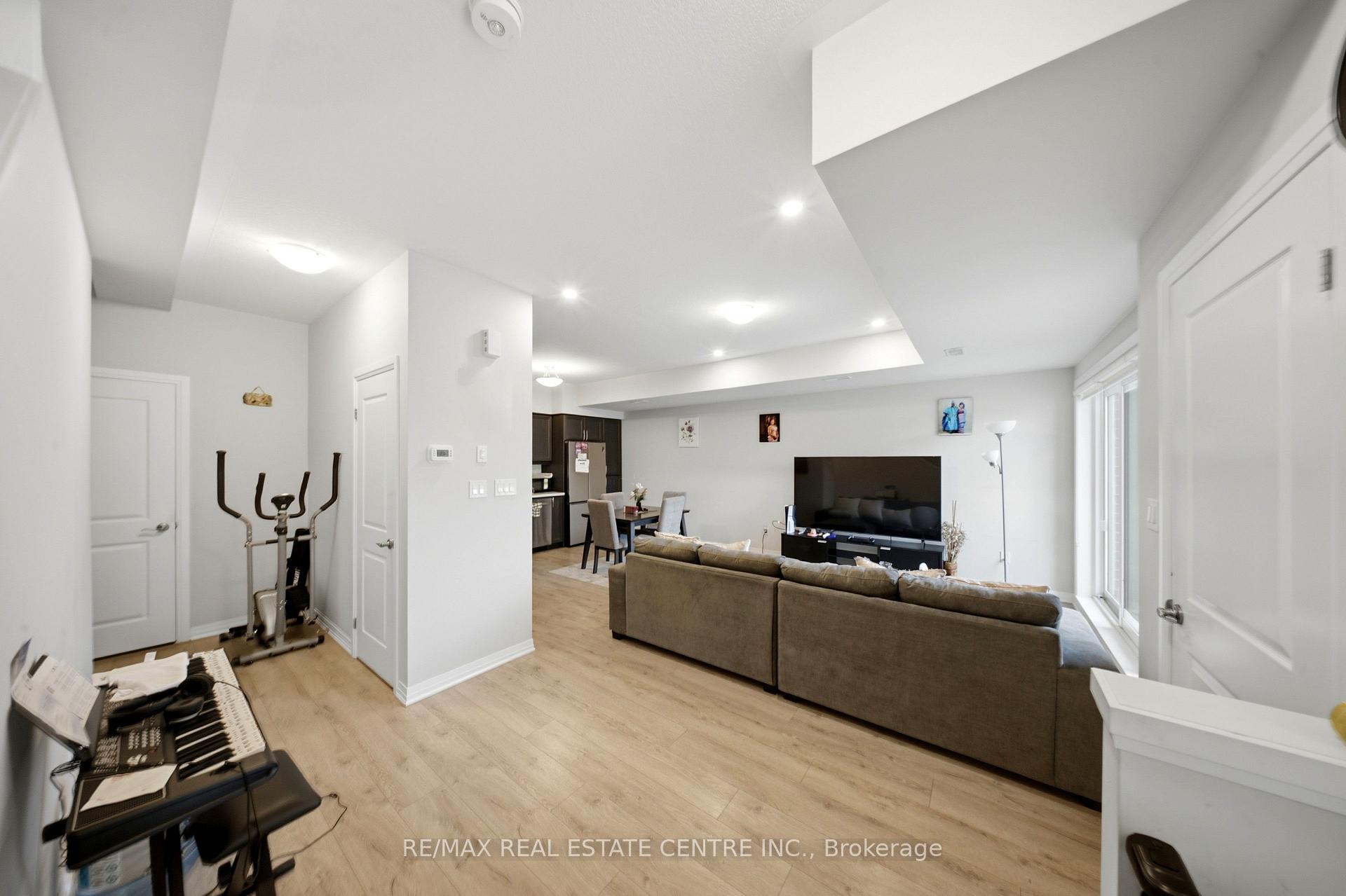 Photo 6 of 57 Progress Crescent, Kitchener, Trussler — HOMEH
