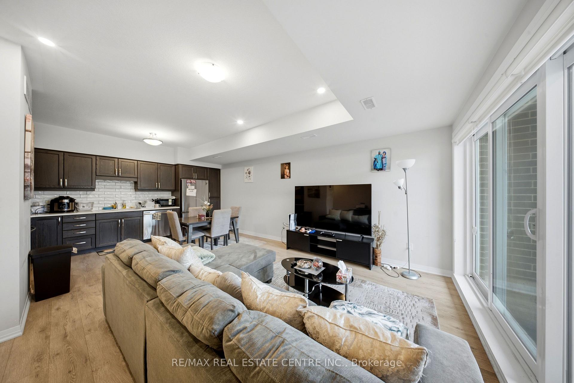 Photo 7 of 57 Progress Crescent, Kitchener, Trussler — HOMEH