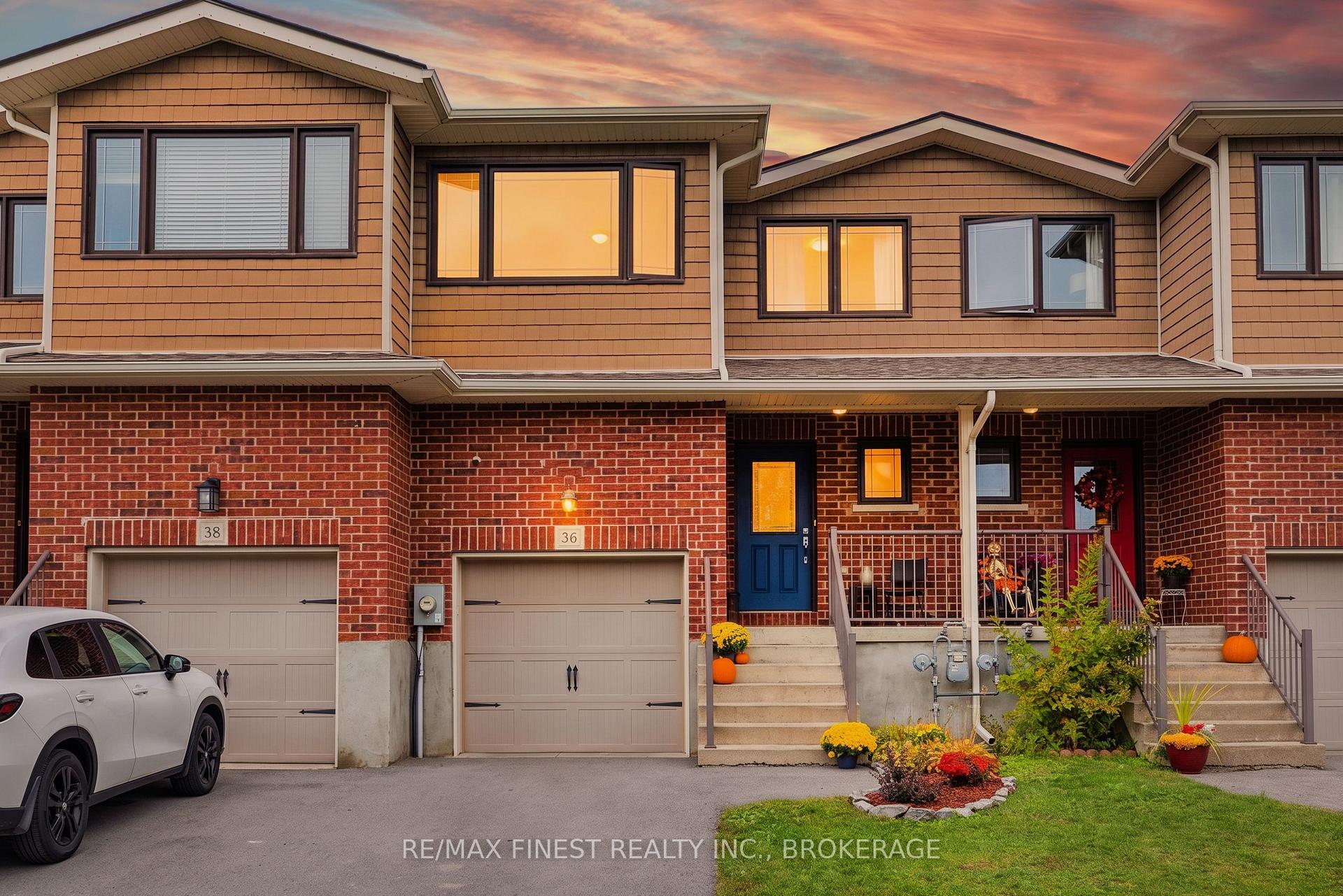 Photo 5 of 36 Amherst Drive, Loyalist, Amherstview — HOMEH