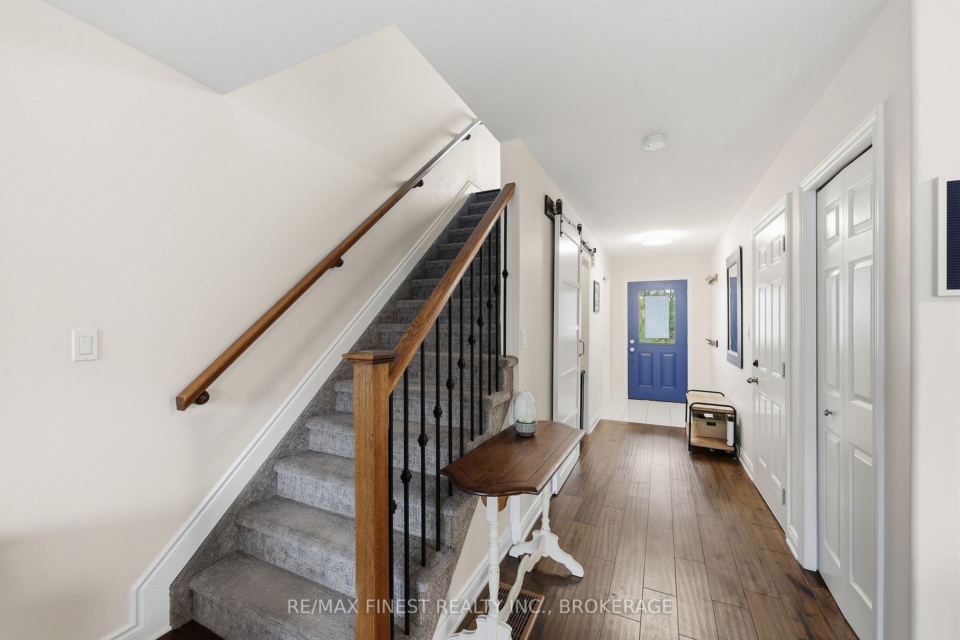 Photo 10 of 36 Amherst Drive, Loyalist, Amherstview — HOMEH
