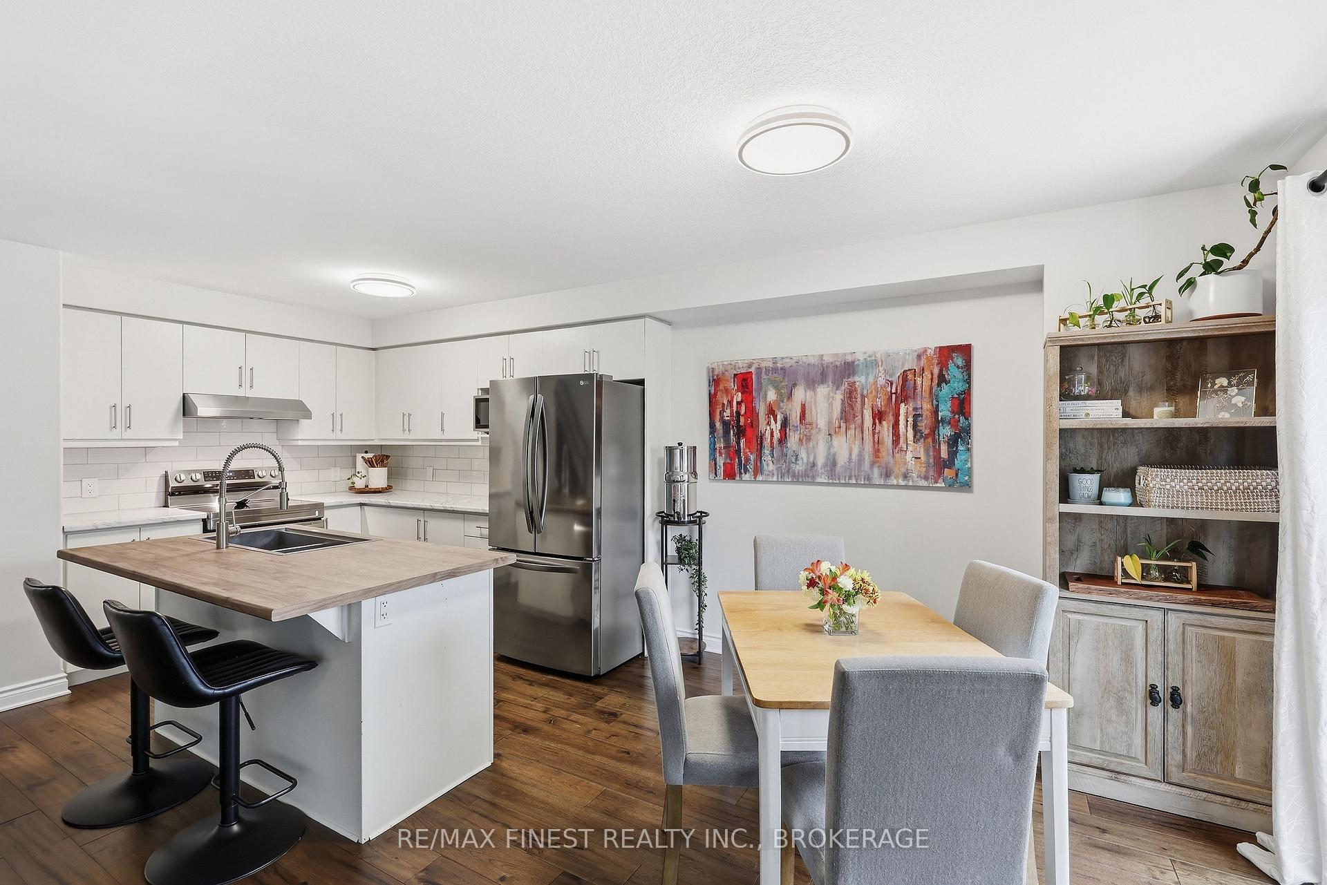 Photo 19 of 36 Amherst Drive, Loyalist, Amherstview — HOMEH