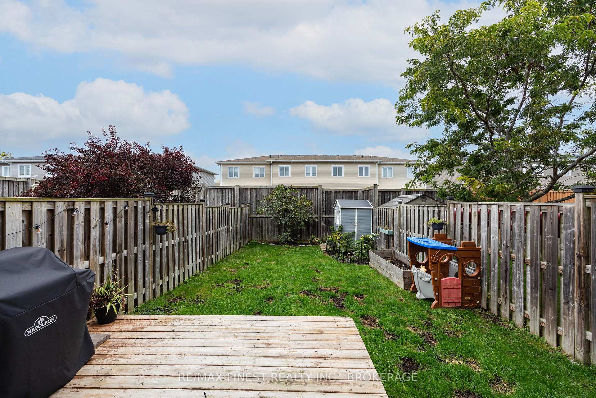 Photo 39 of 36 Amherst Drive, Loyalist, Amherstview — HOMEH