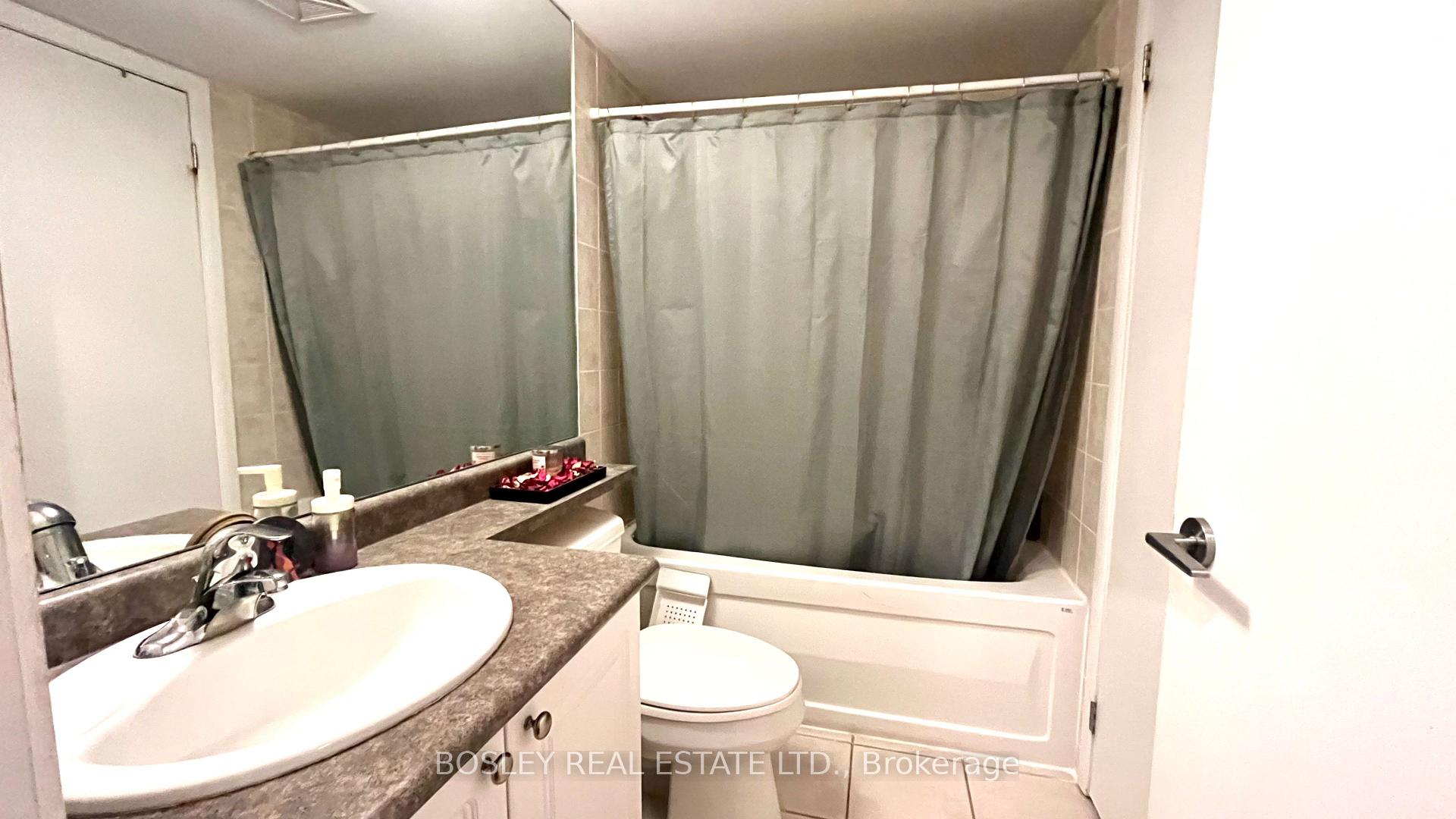 Photo 9 of Unit 618, 231 Fort York Boulevard, Toronto, Niagara — HOMEH