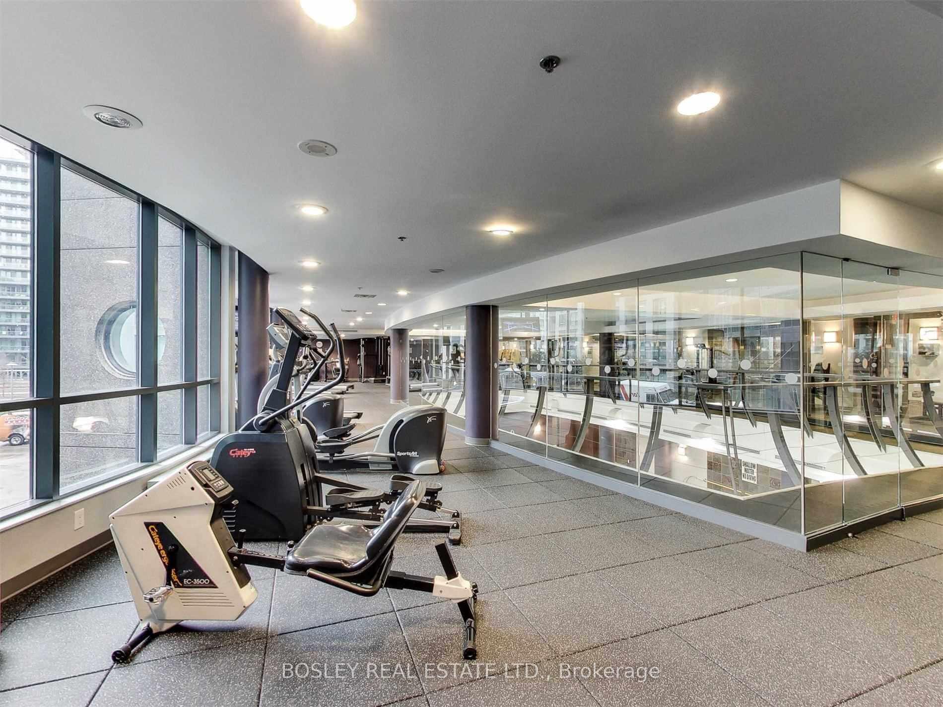 Photo 16 of Unit 618, 231 Fort York Boulevard, Toronto, Niagara — HOMEH