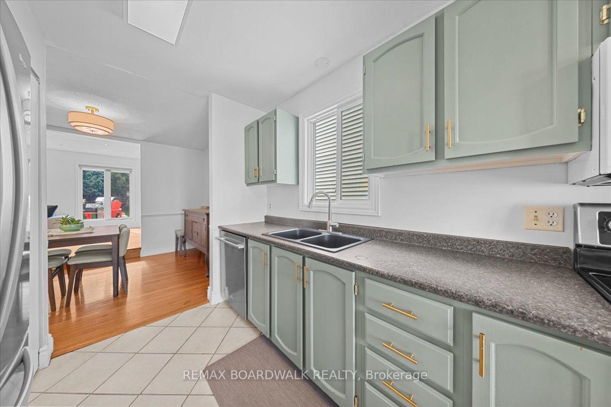 Photo 10 of 6584 Legault Street, Ottawa, Chateauneuf — HOMEH