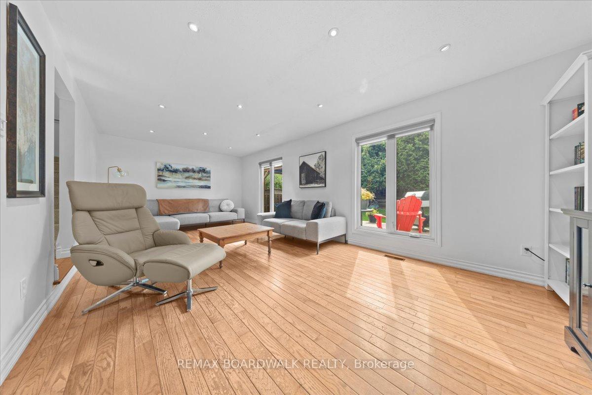Photo 18 of 6584 Legault Street, Ottawa, Chateauneuf — HOMEH