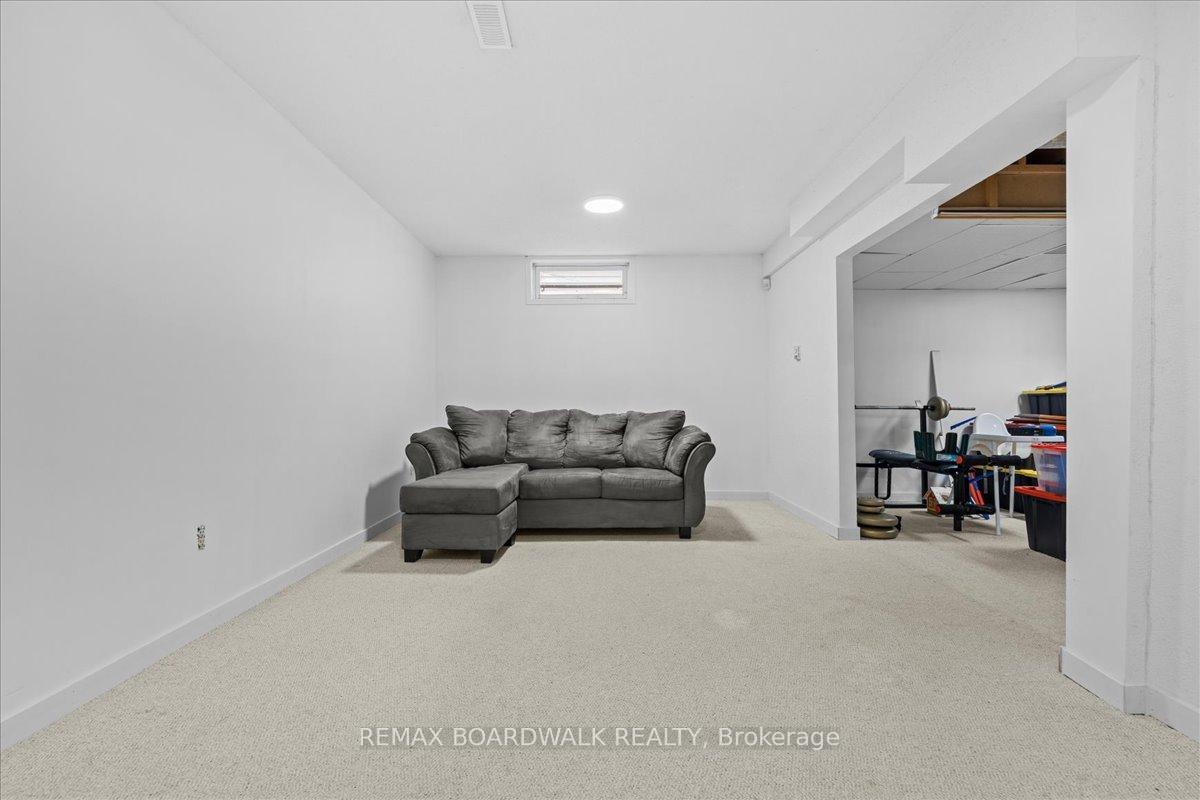 Photo 33 of 6584 Legault Street, Ottawa, Chateauneuf — HOMEH