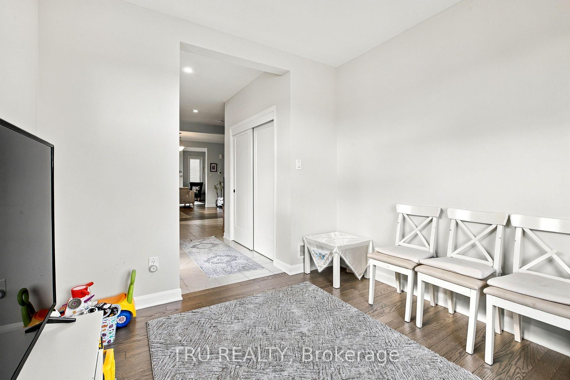 Photo 5 of 624 Galarneau Way, Ottawa, Kanata - Morgan's Grant/South March — HOMEH