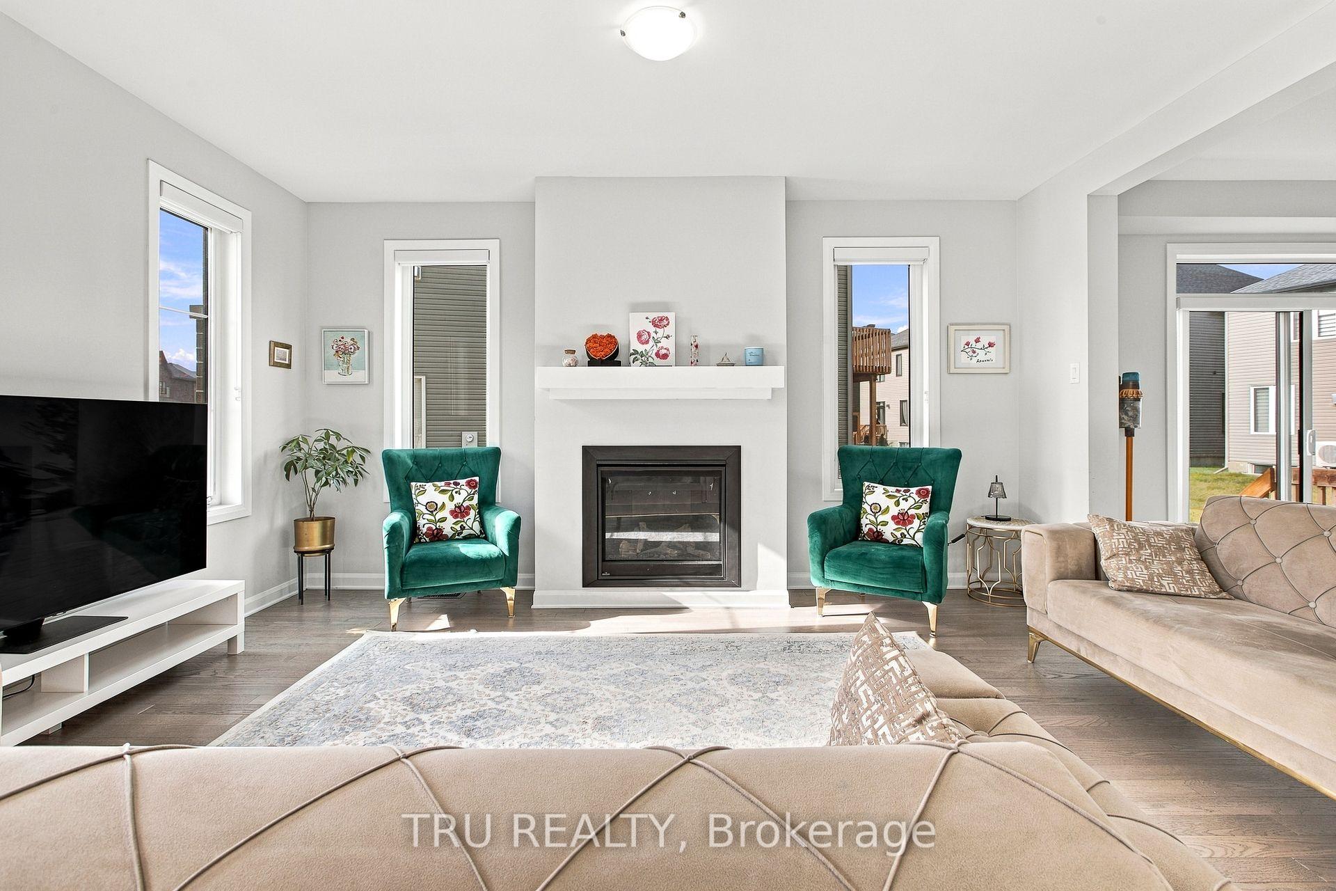 Photo 9 of 624 Galarneau Way, Ottawa, Kanata - Morgan's Grant/South March — HOMEH