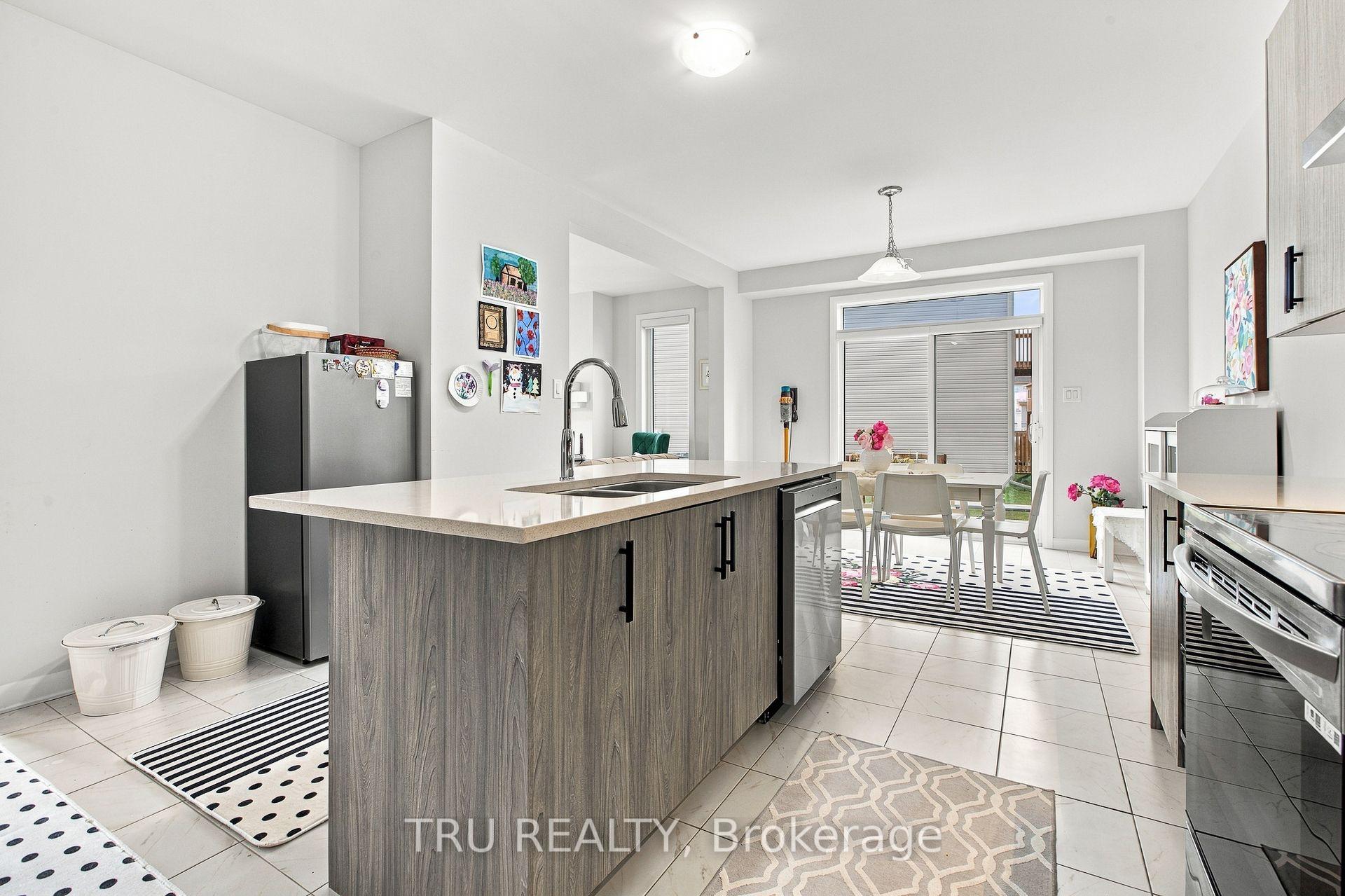 Photo 16 of 624 Galarneau Way, Ottawa, Kanata - Morgan's Grant/South March — HOMEH