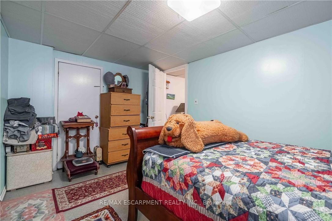 Photo 13 of 374 Upper Wentworth Street W, Hamilton, Inch Park — HOMEH