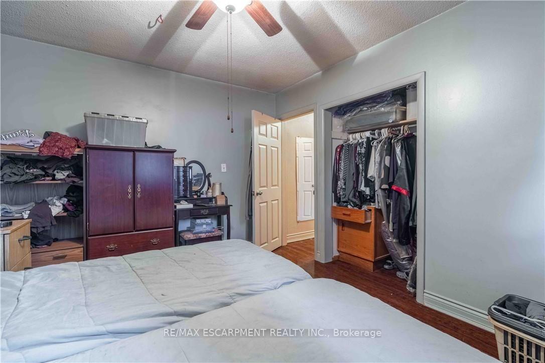 Photo 38 of 374 Upper Wentworth Street W, Hamilton, Inch Park — HOMEH