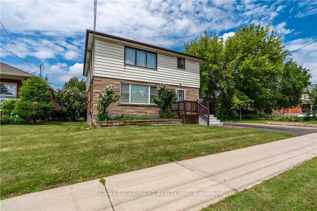 Photo 41 of 374 Upper Wentworth Street W, Hamilton, Inch Park — HOMEH