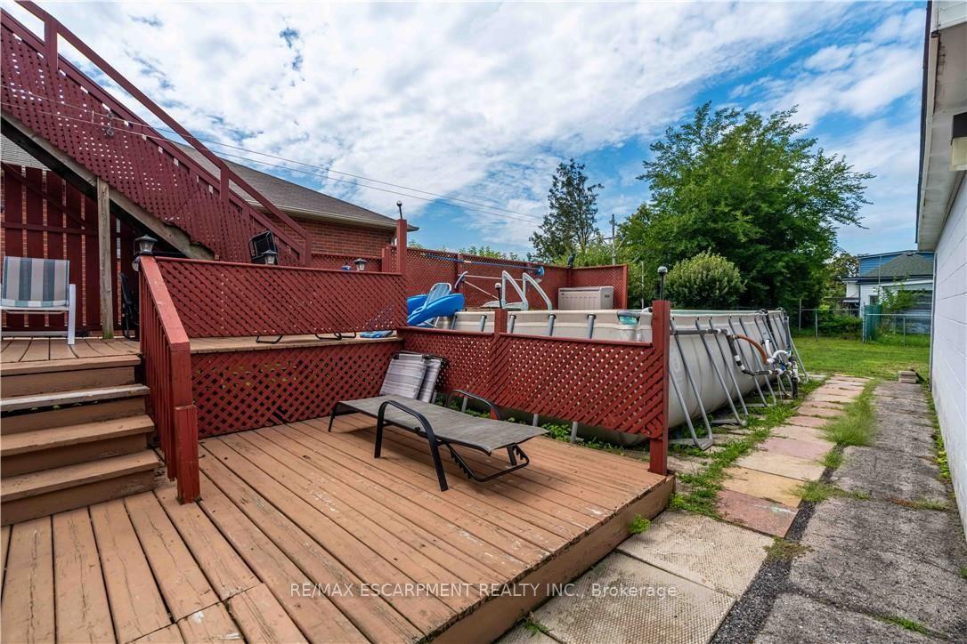 Photo 46 of 374 Upper Wentworth Street W, Hamilton, Inch Park — HOMEH