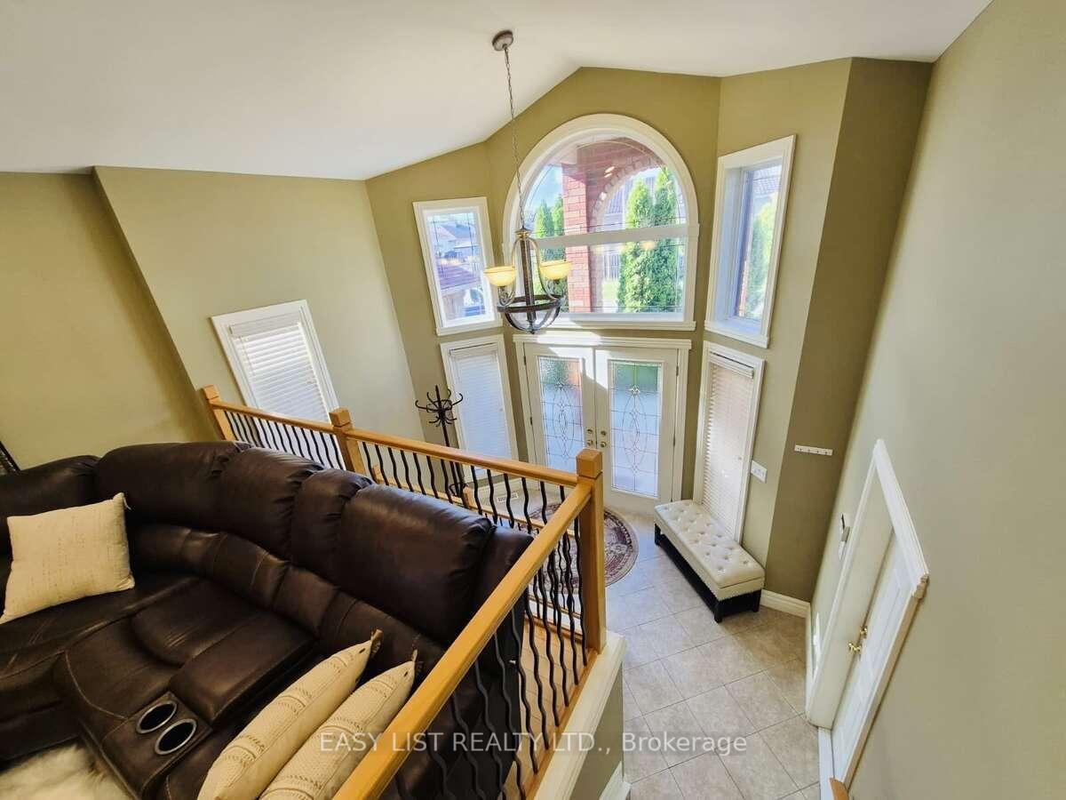Photo 7 of 1589 Meridian Street, Windsor, Roseland East — HOMEH