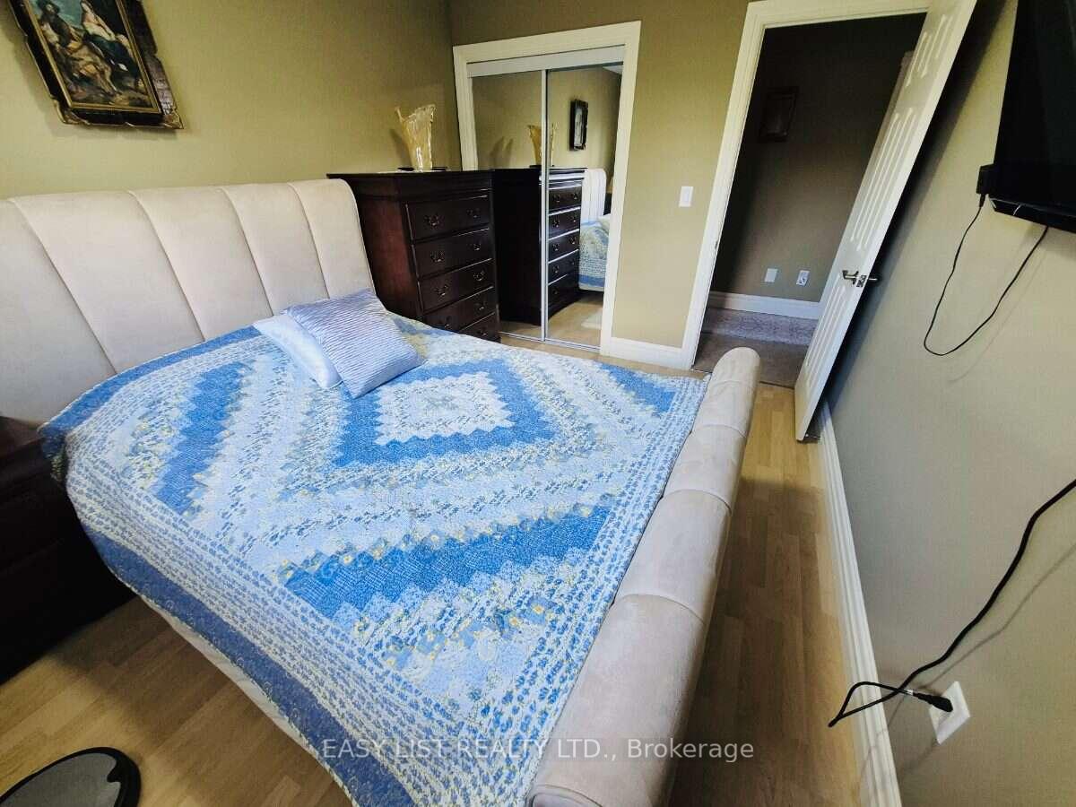 Photo 18 of 1589 Meridian Street, Windsor, Roseland East — HOMEH