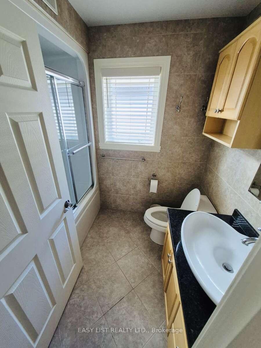 Photo 19 of 1589 Meridian Street, Windsor, Roseland East — HOMEH