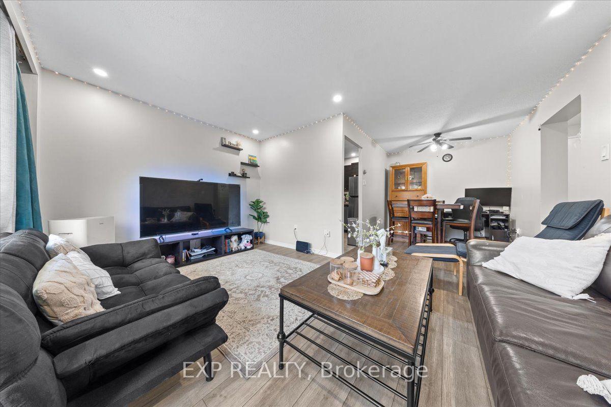 Photo 10 of Unit 114, 20 Chesterton Drive, Ottawa, Borden Farm/Stewart Farm/Carleton Heights/Parkwood Hills — HOMEH