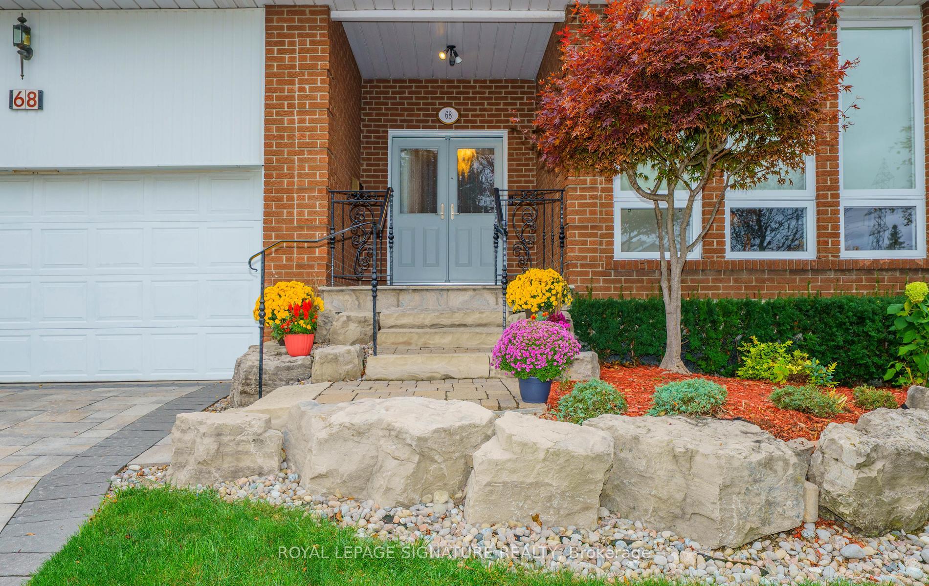 Photo 2 of 68 Ellenhall Square, Scarborough, Steeles — HOMEH