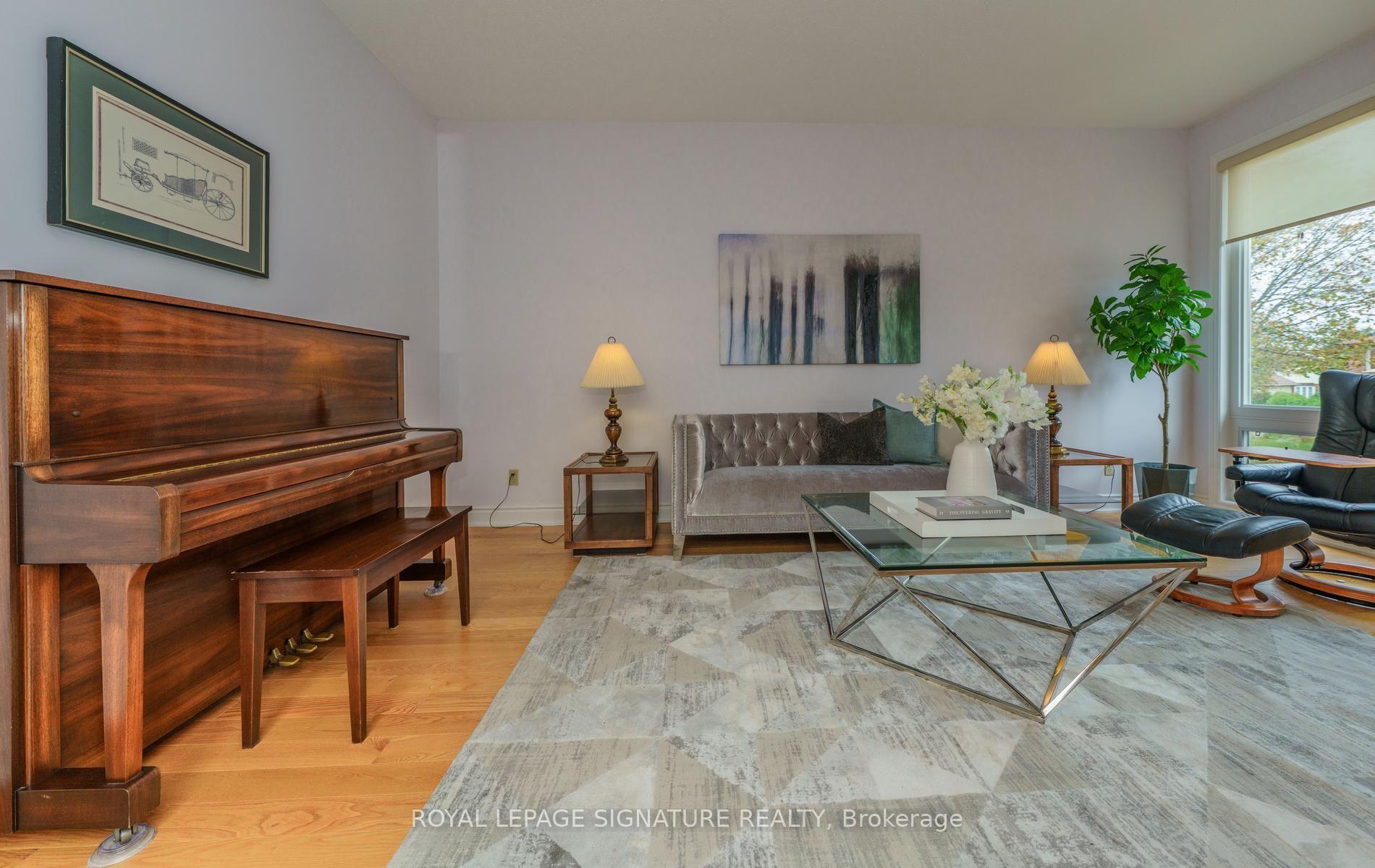 Photo 6 of 68 Ellenhall Square, Scarborough, Steeles — HOMEH