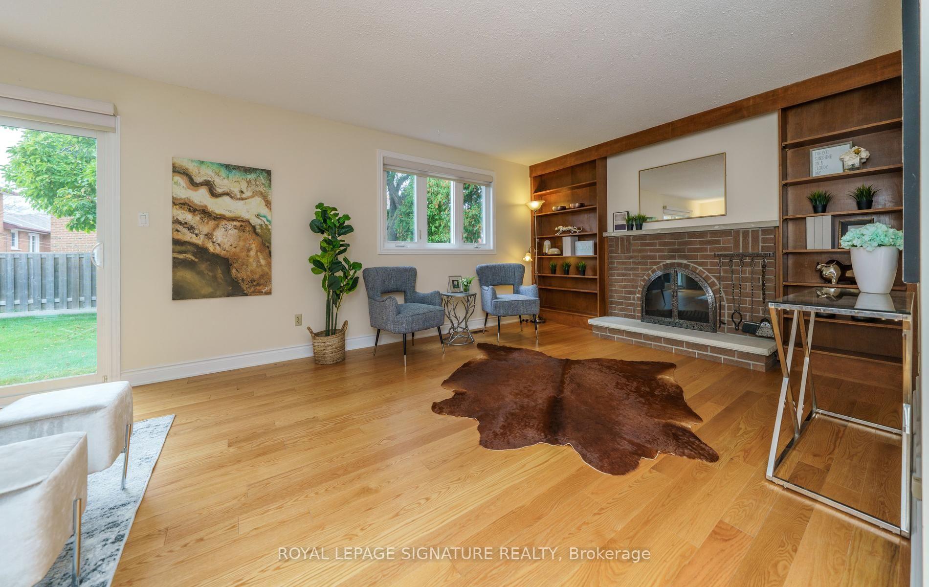 Photo 8 of 68 Ellenhall Square, Scarborough, Steeles — HOMEH
