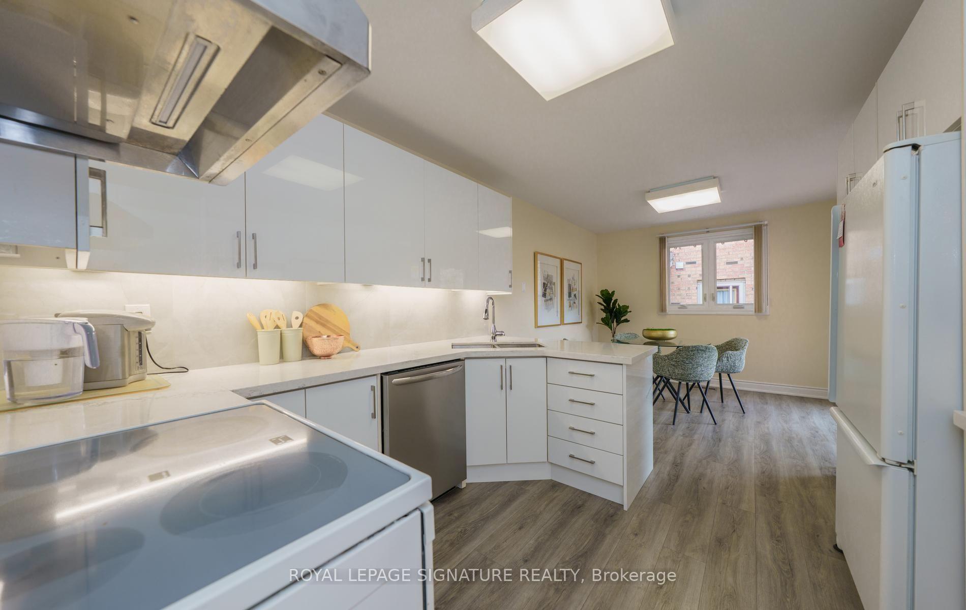 Photo 14 of 68 Ellenhall Square, Scarborough, Steeles — HOMEH