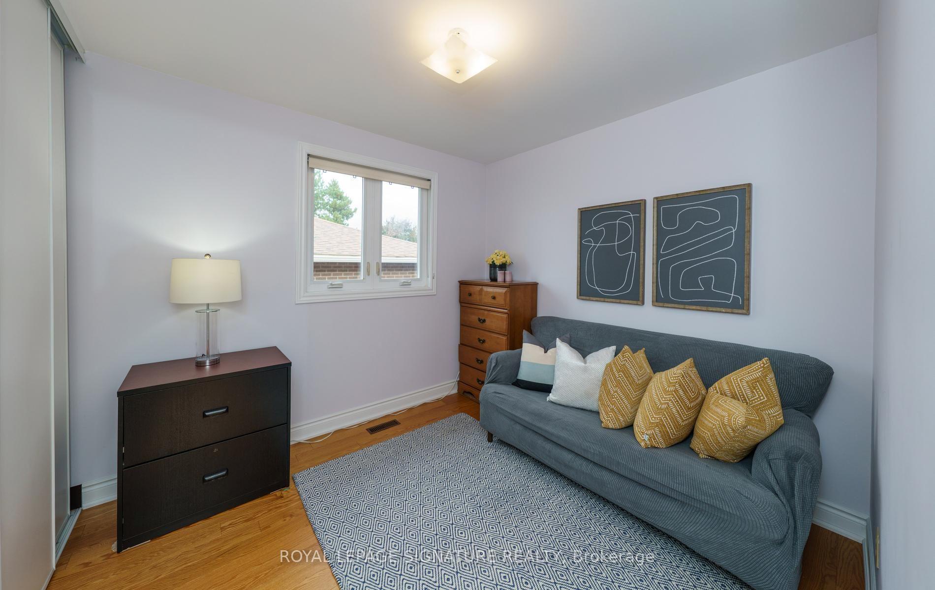 Photo 24 of 68 Ellenhall Square, Scarborough, Steeles — HOMEH